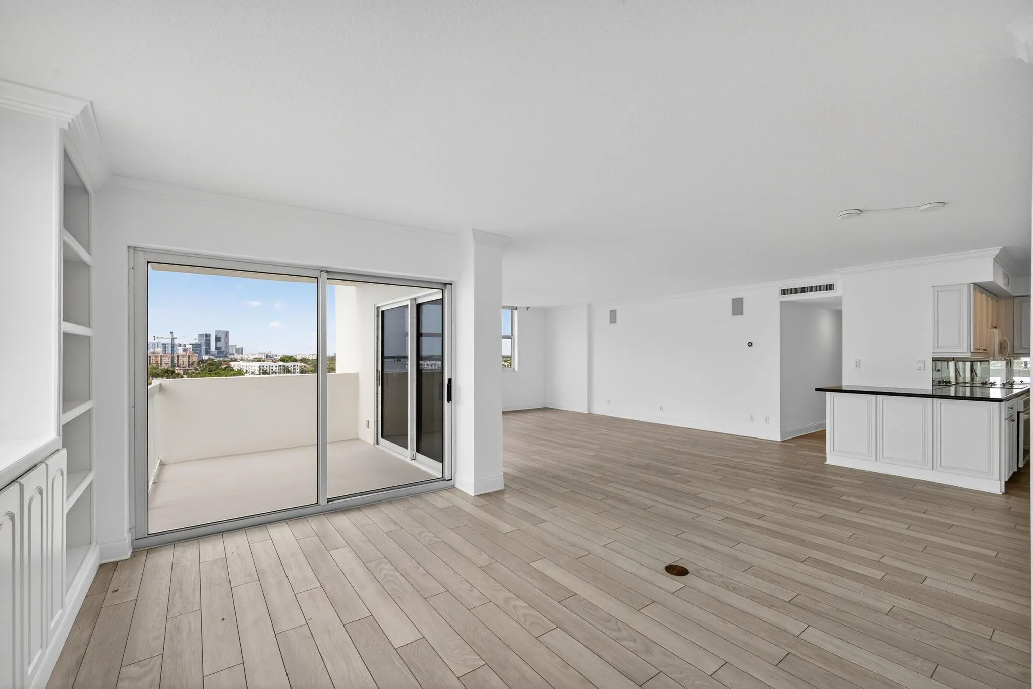 2600 N Flagler 907 Drive, #907