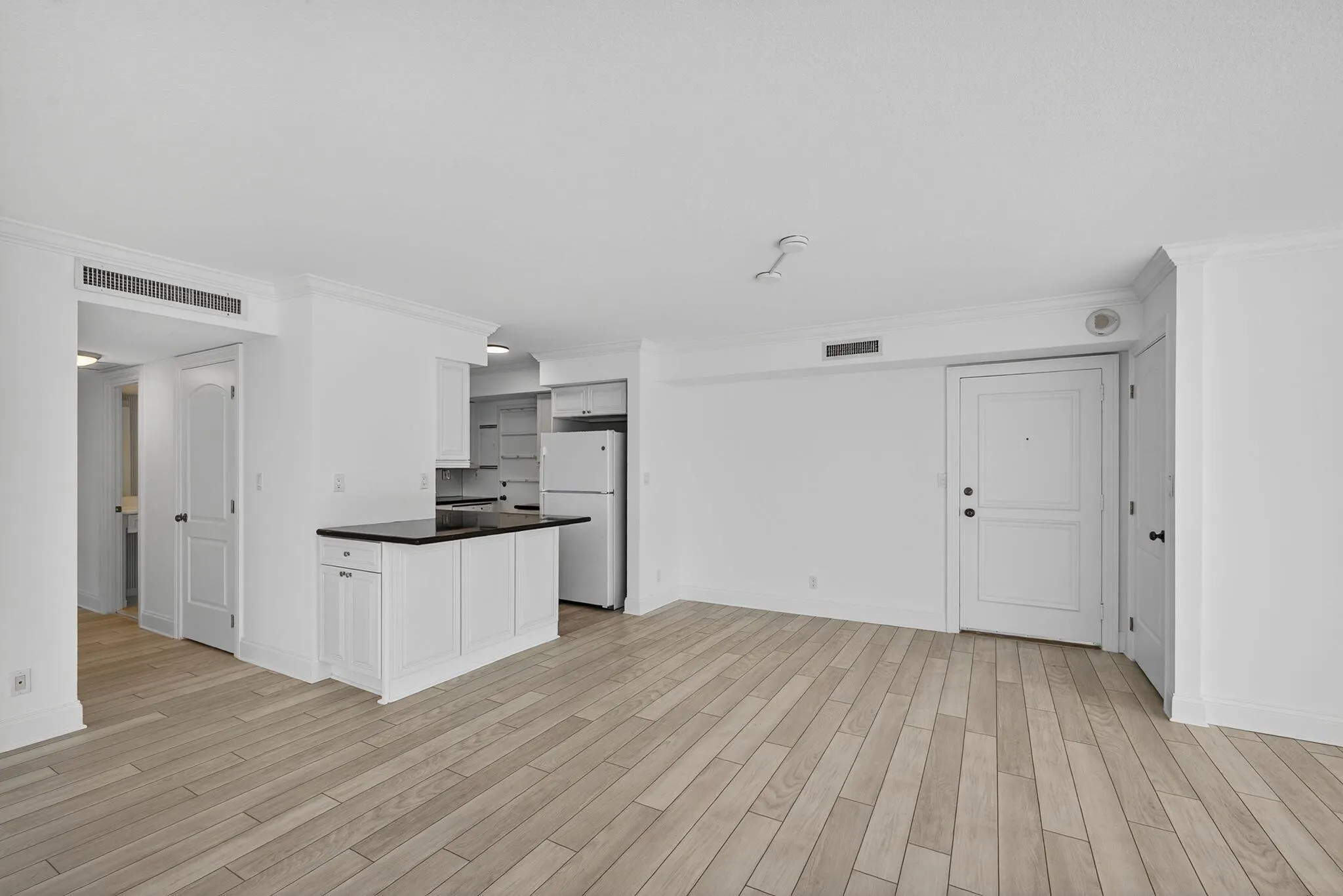 2600 N Flagler 907 Drive, #907