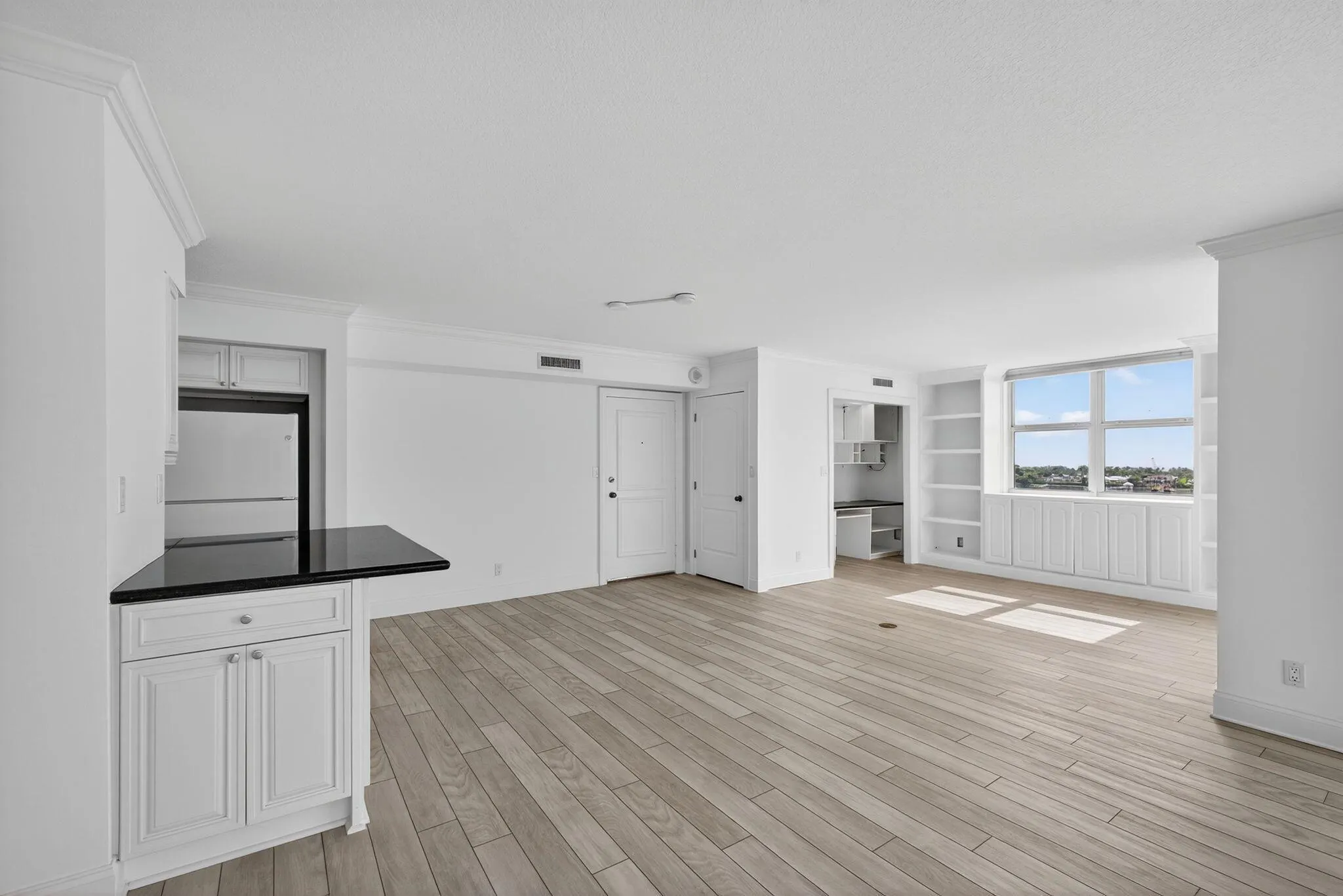 2600 N Flagler 907 Drive, #907