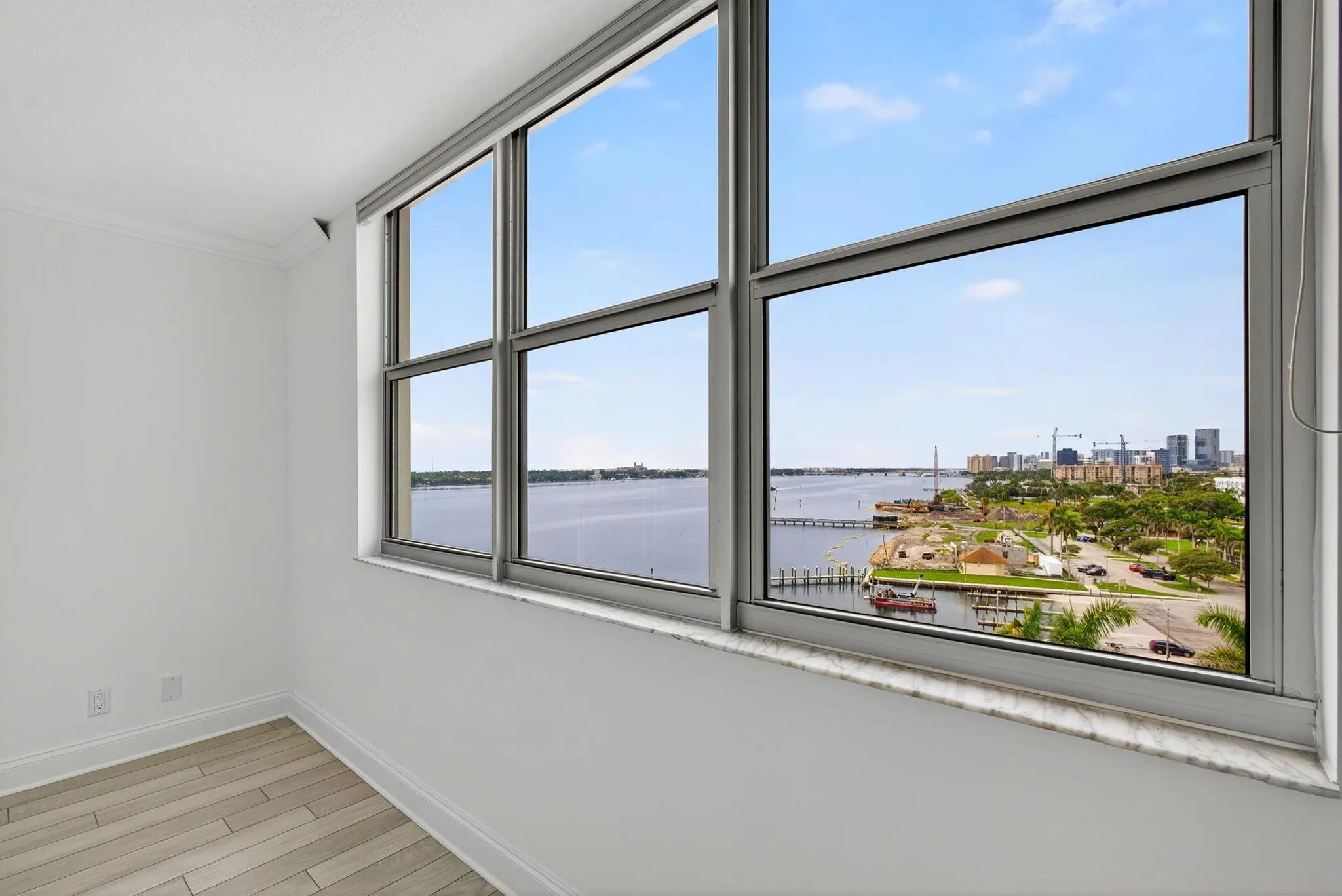 2600 N Flagler 907 Drive, #907