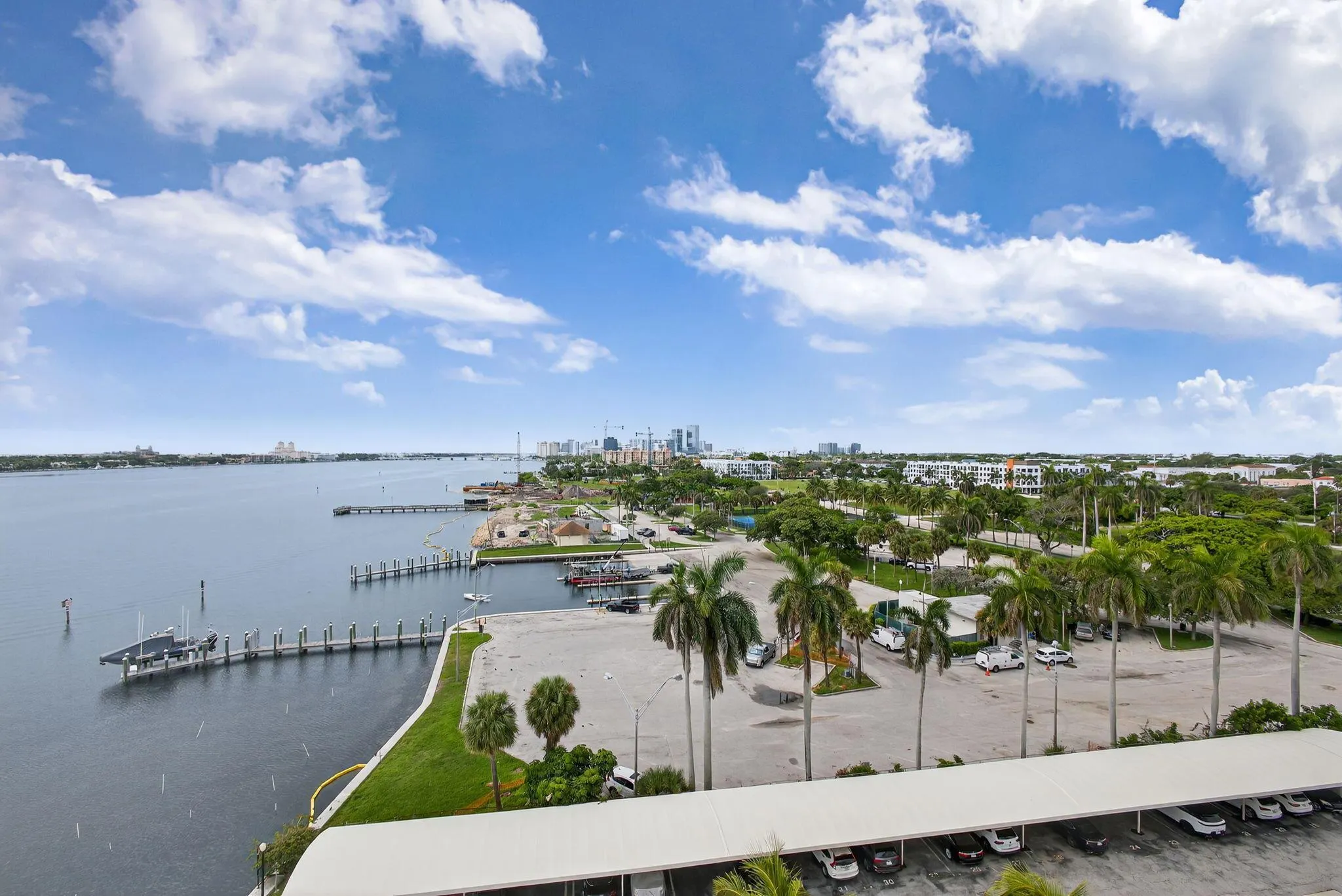 2600 N Flagler 907 Drive, #907