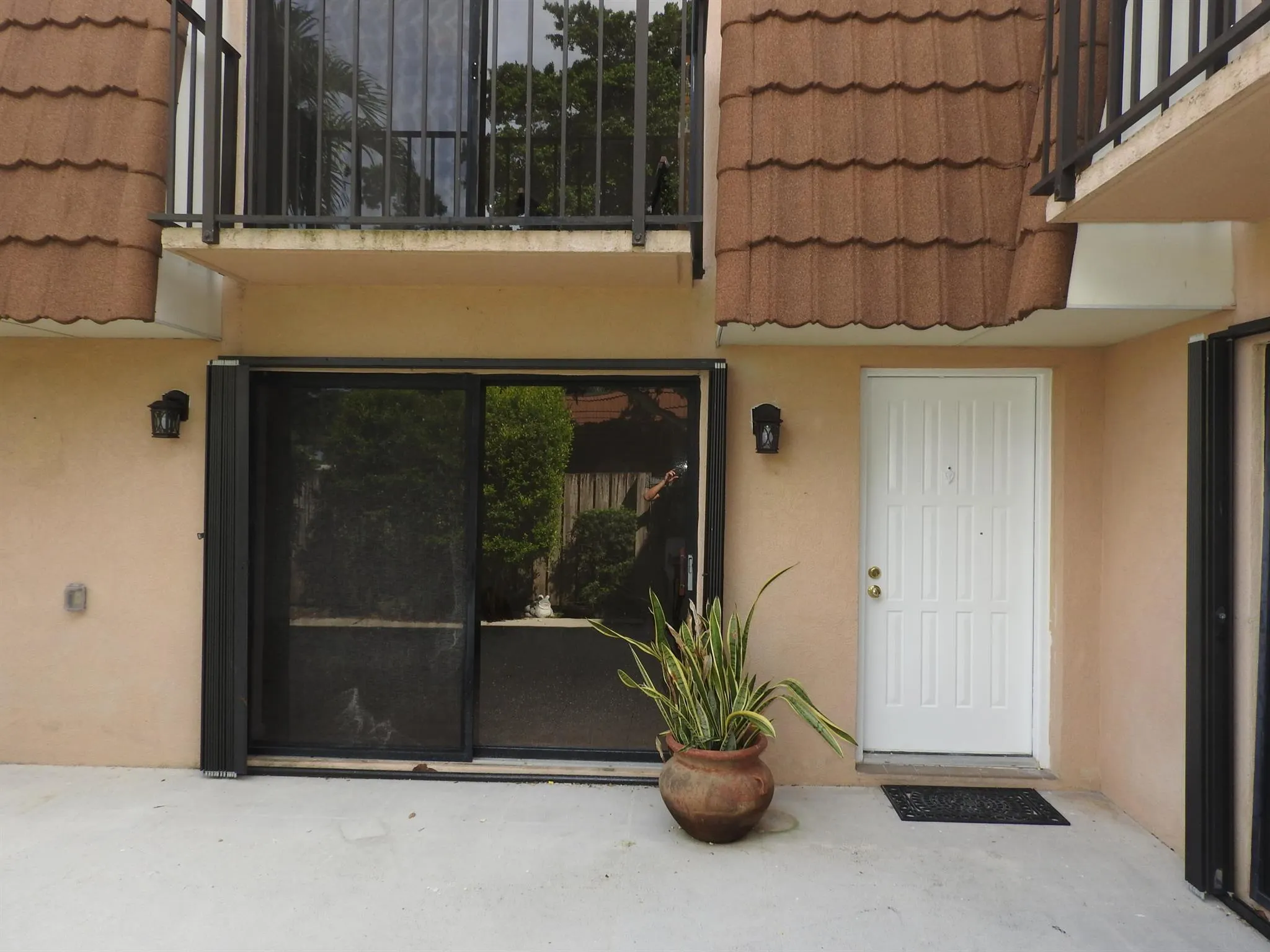 246 Charter Way