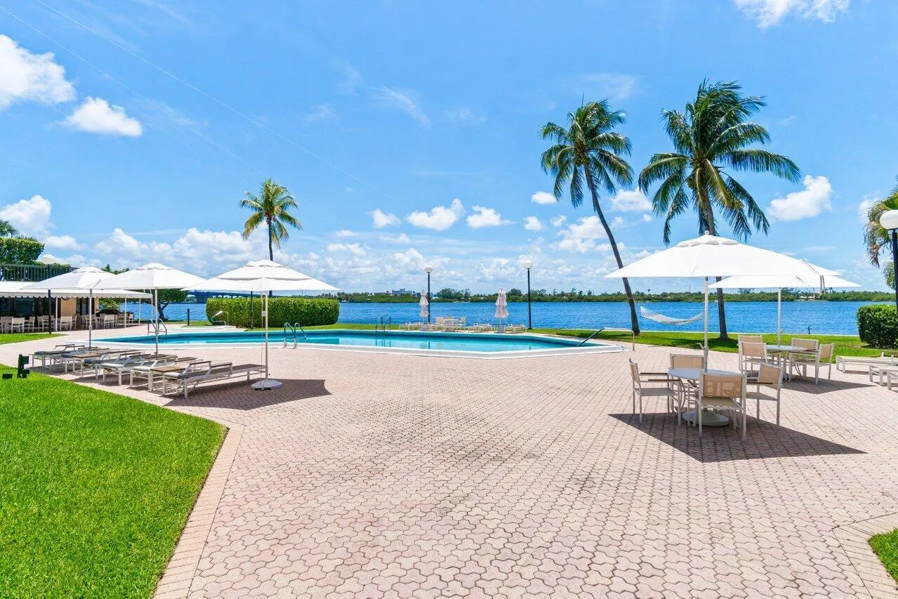2778 S Ocean 307 N Boulevard, #307n