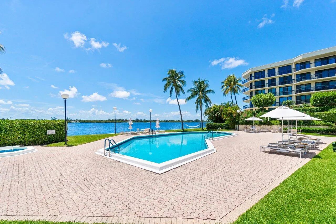 2778 S Ocean 307 N Boulevard, #307n