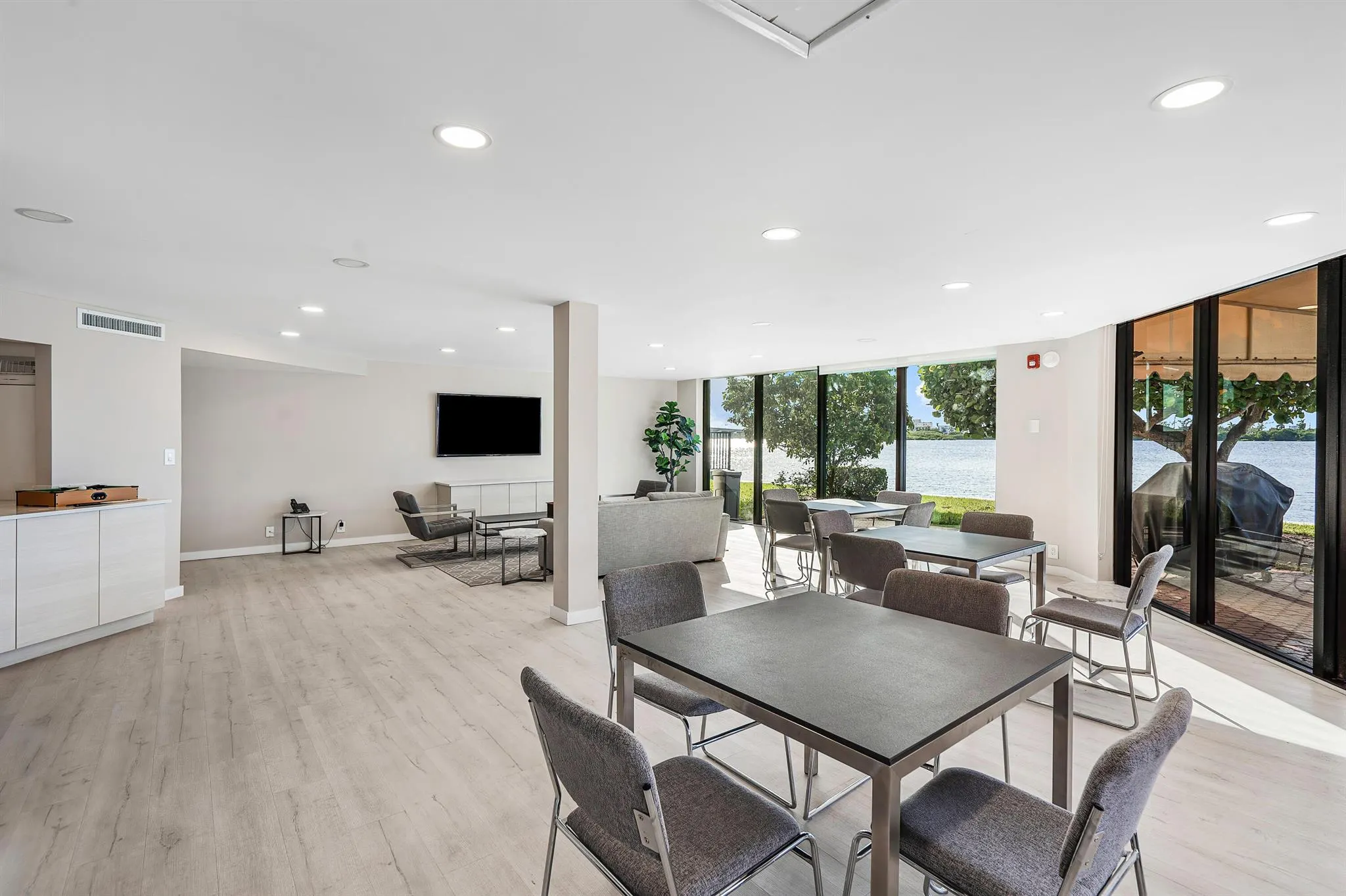 2778 S Ocean 307 N Boulevard, #307n