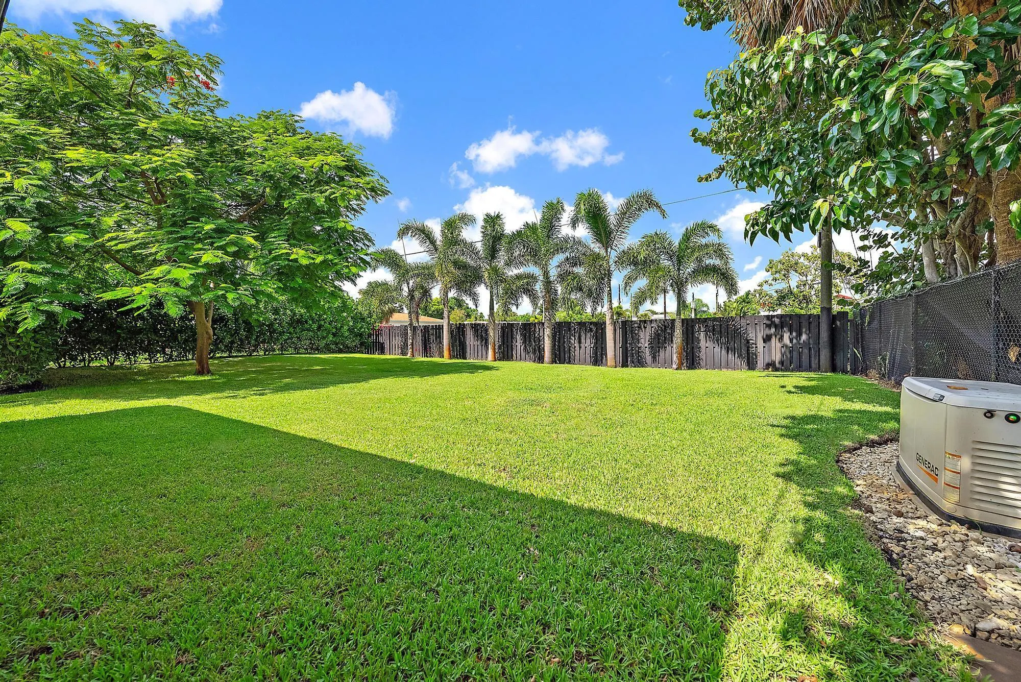 631 S Palmway