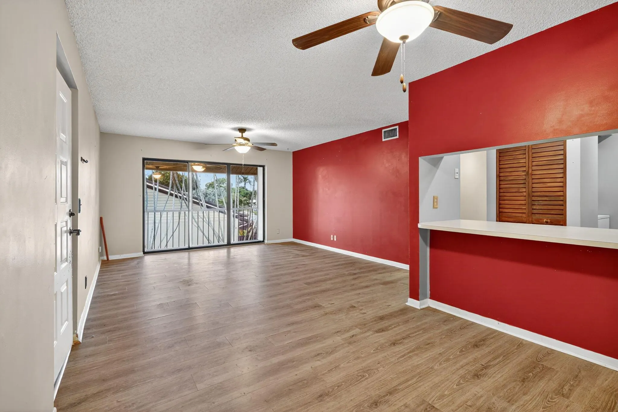 610 Sea Pine Way, #E2