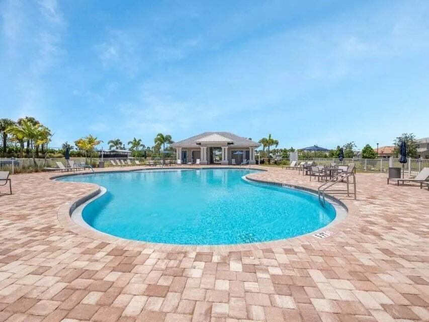 12385 SW Myrtle Oak Drive