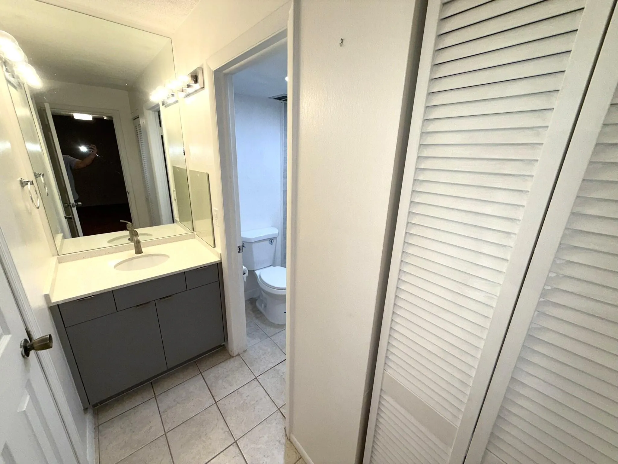 3670 Inverrary Drive, #3g