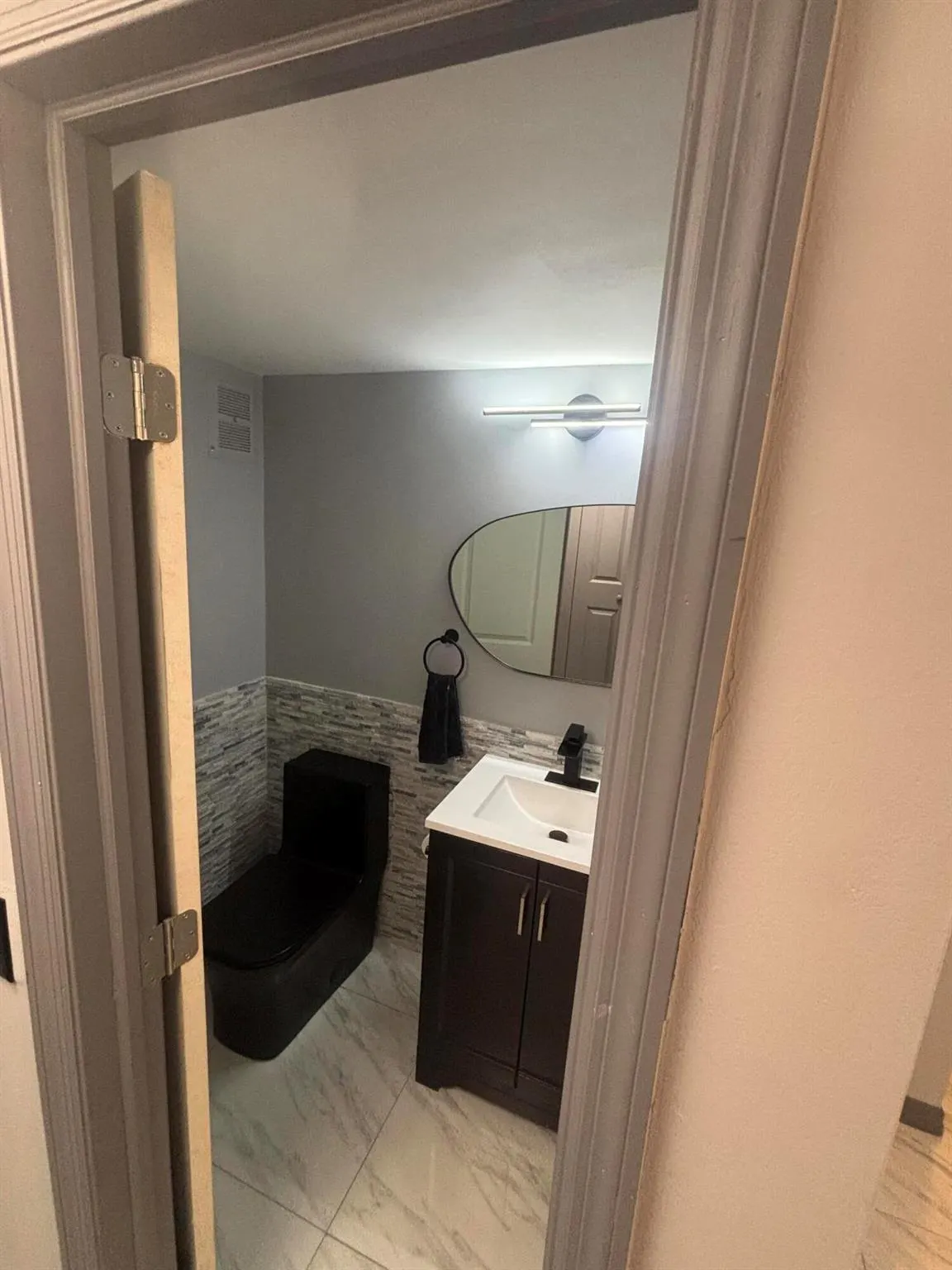 403 Windsor R