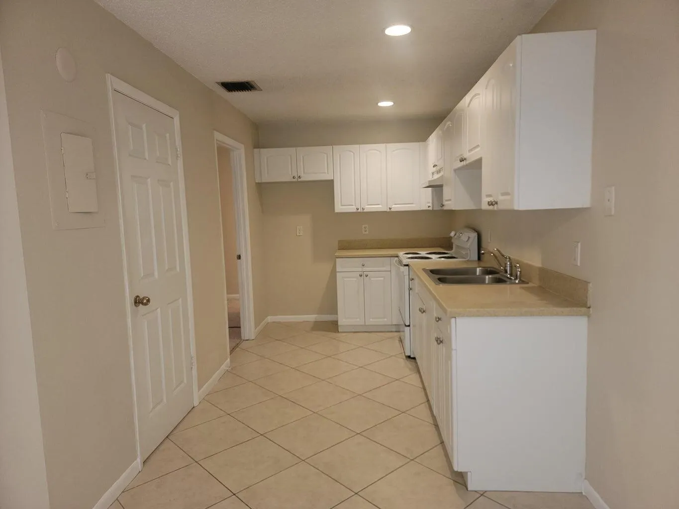 2002 S 10th Street, #C