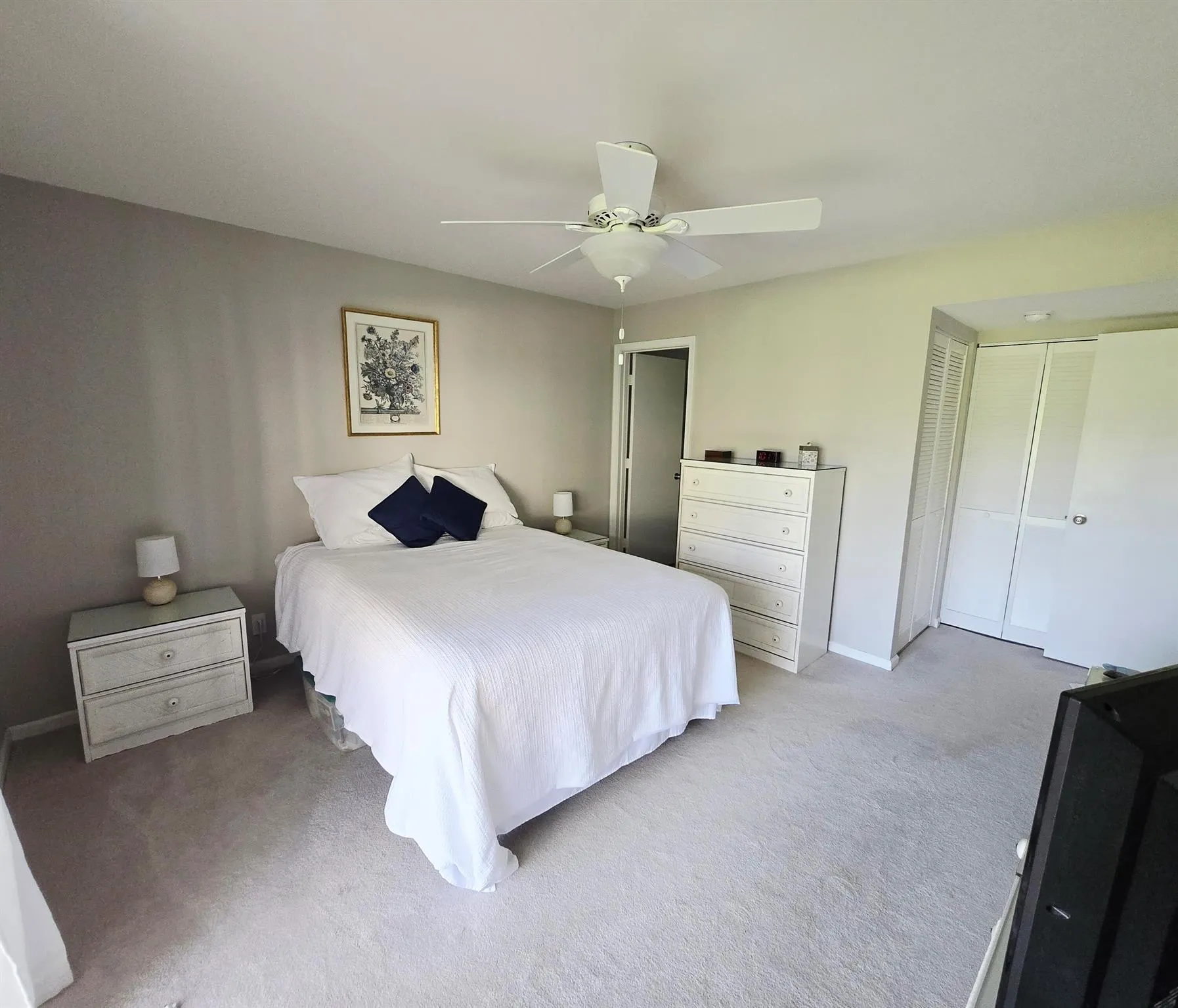 841 SW South River Drive, #102