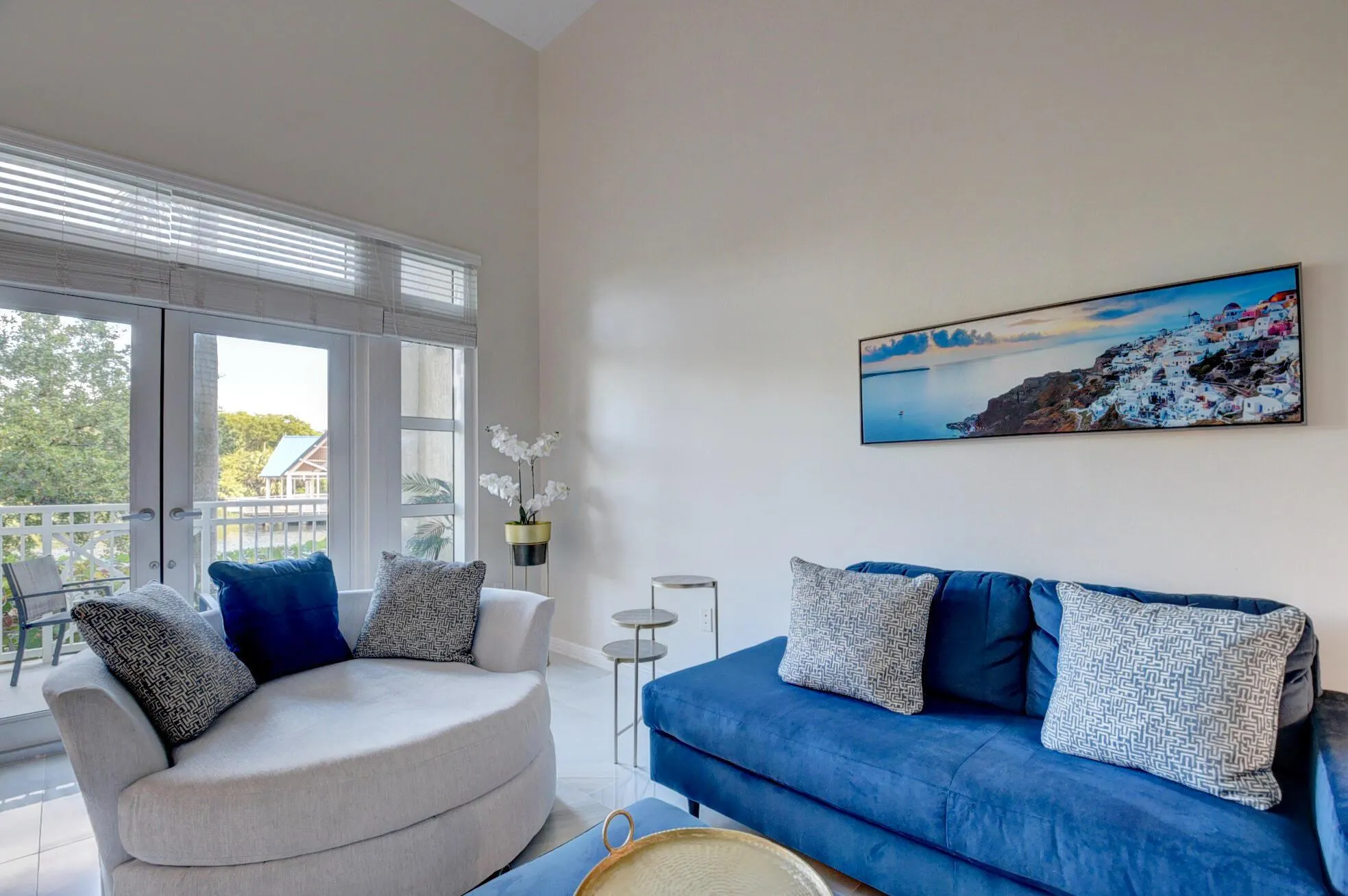 350 N Federal Highway, #103