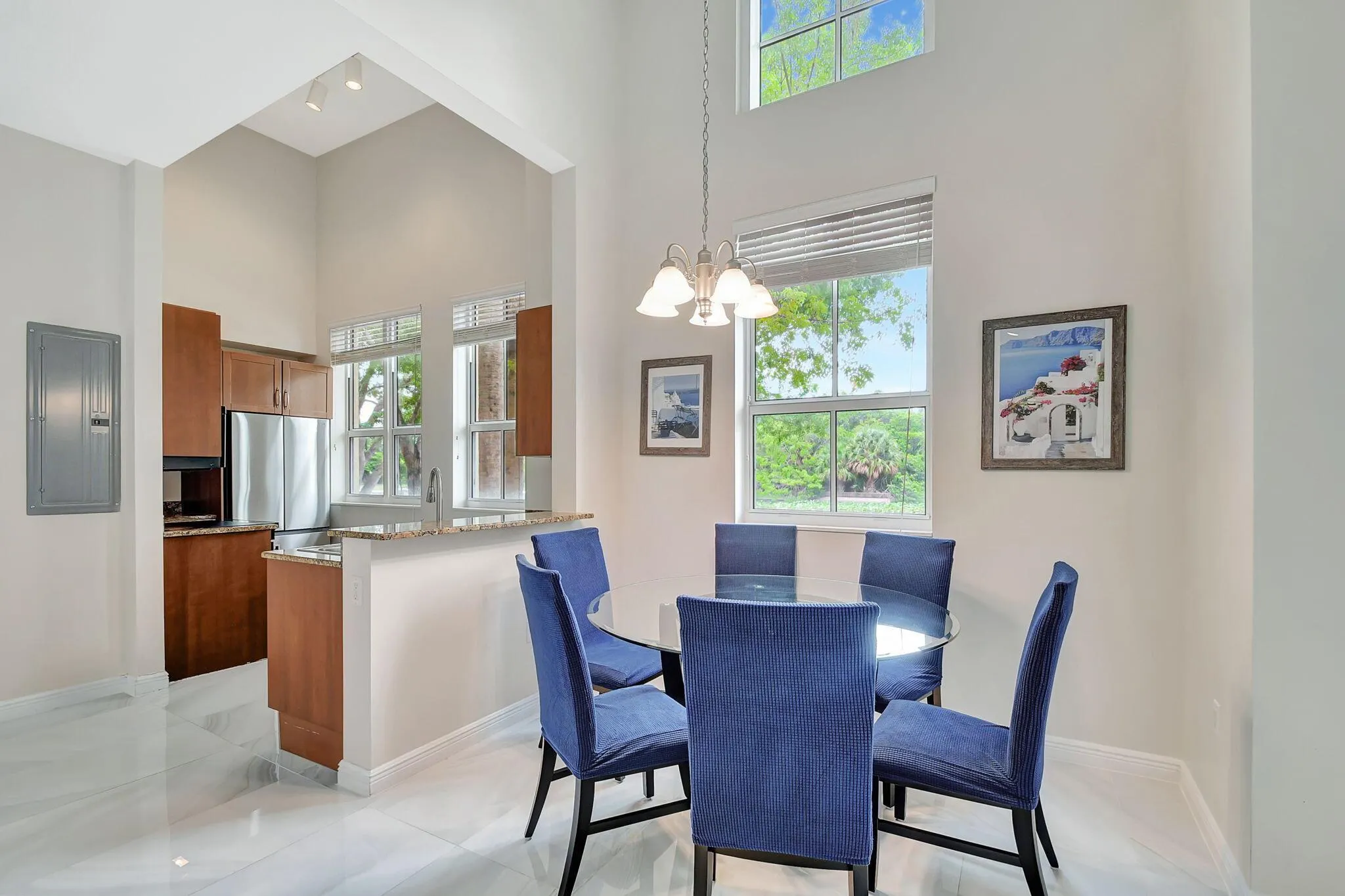 350 N Federal Highway, #103