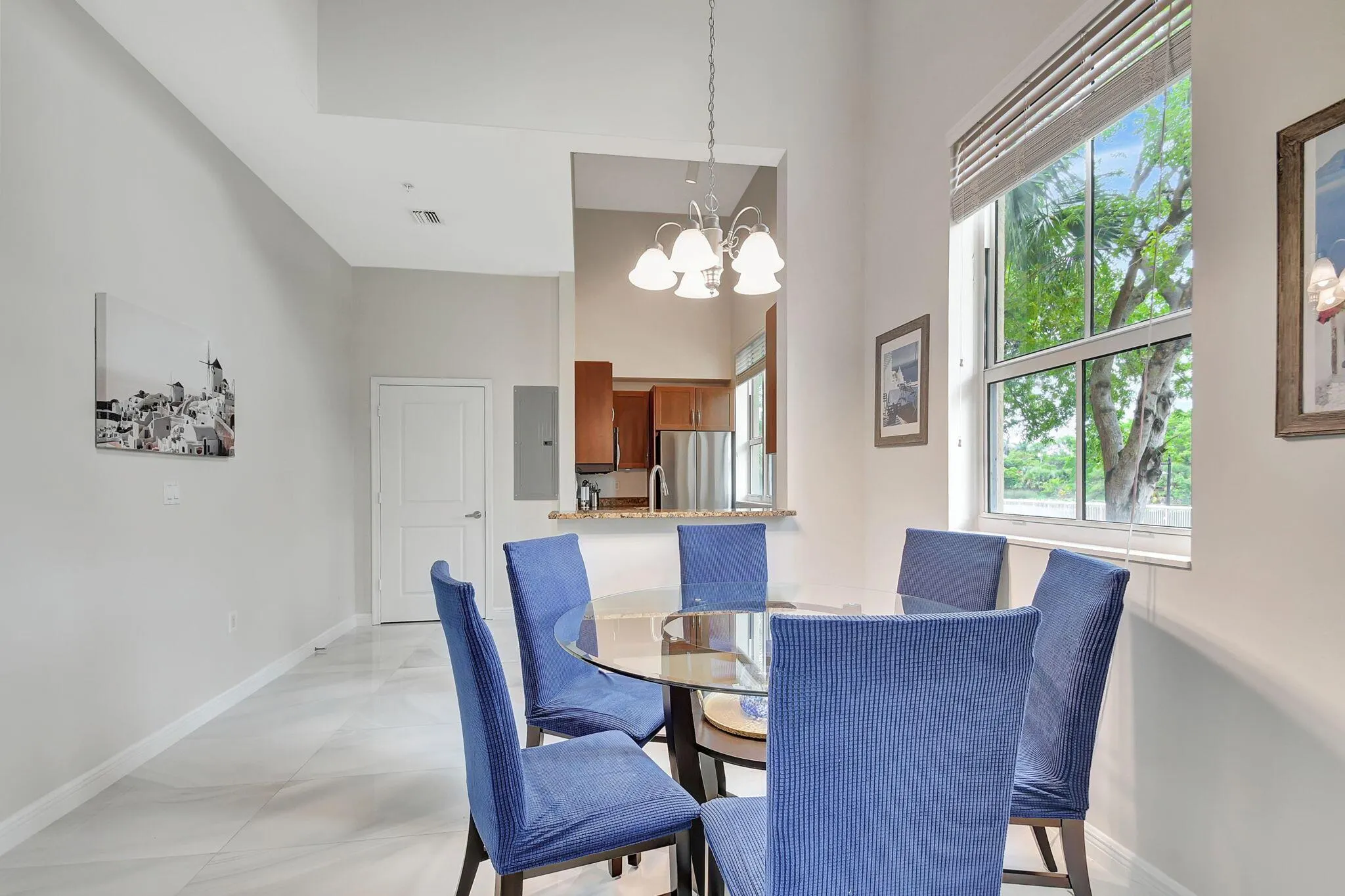 350 N Federal Highway, #103
