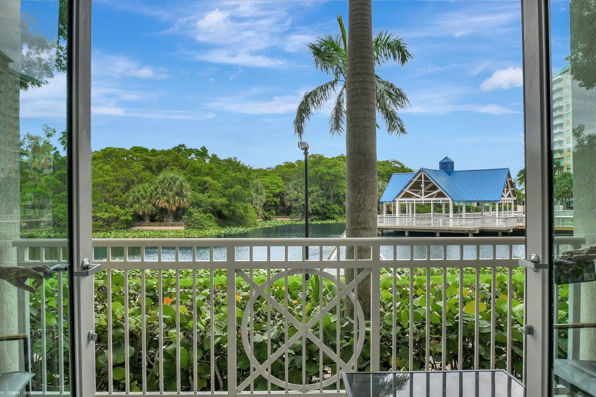 350 N Federal Highway, #103