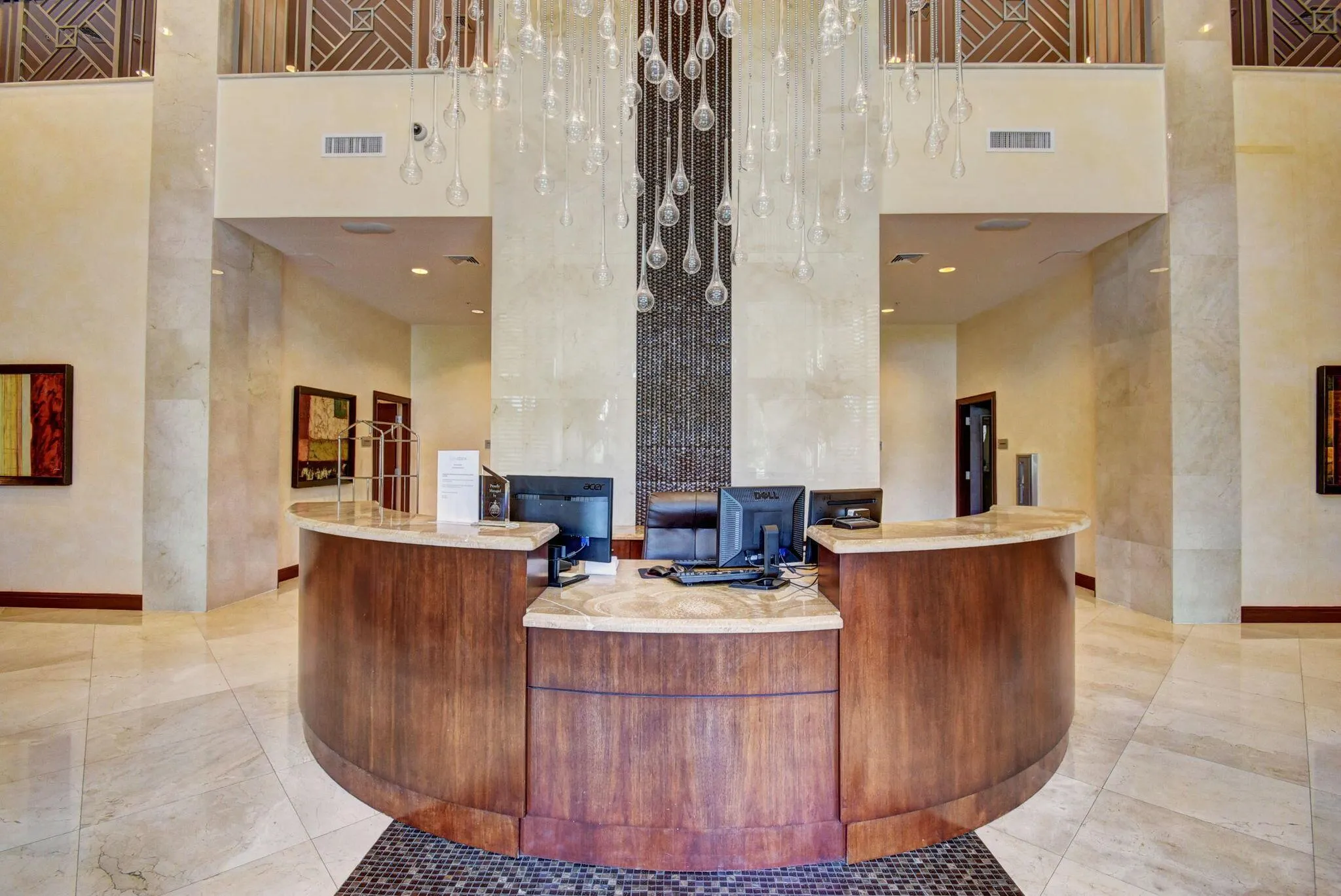 350 N Federal Highway, #103