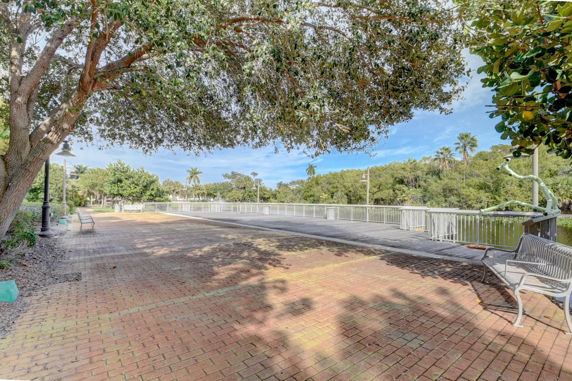 350 N Federal Highway, #103