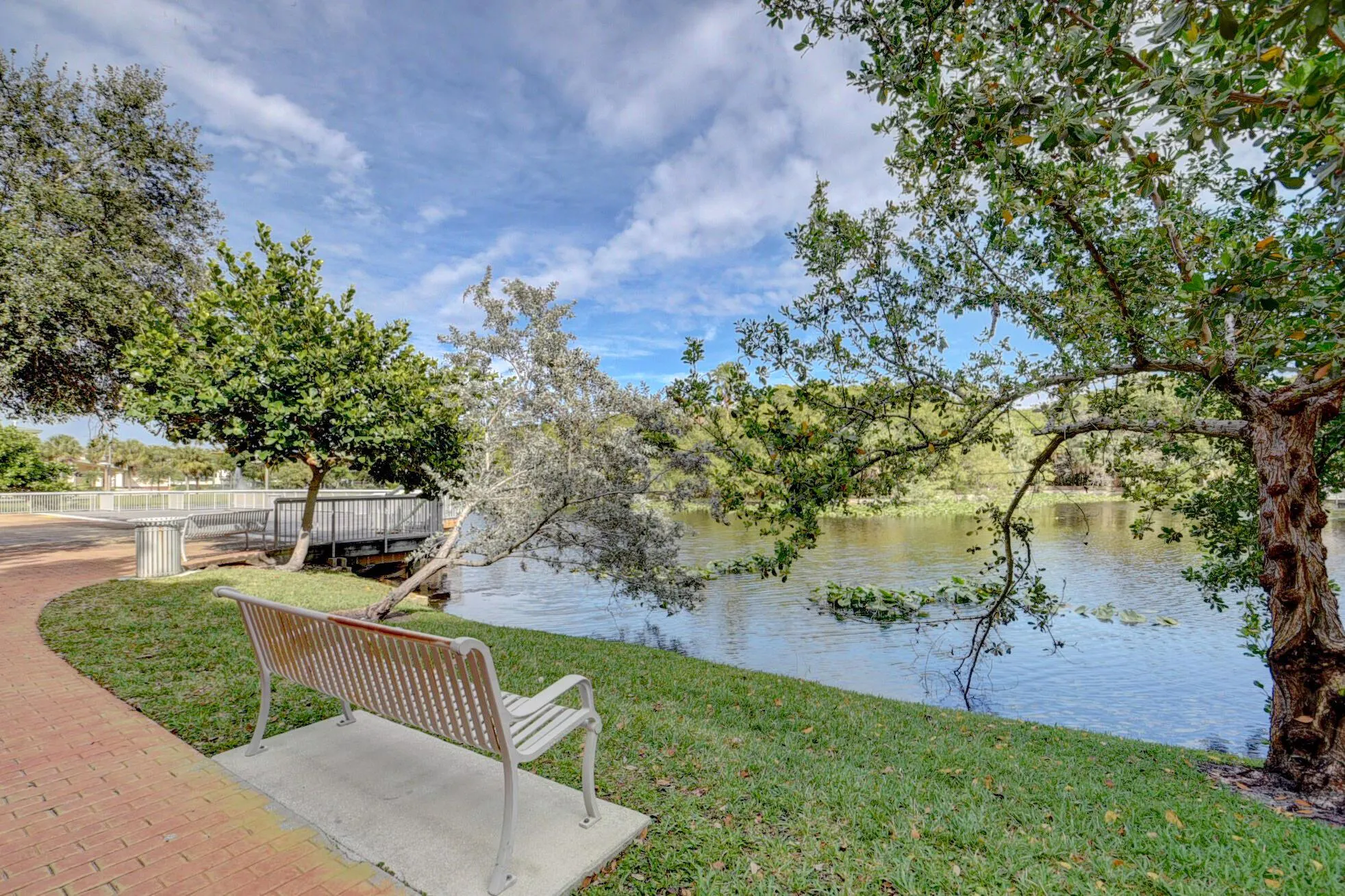 350 N Federal Highway, #103