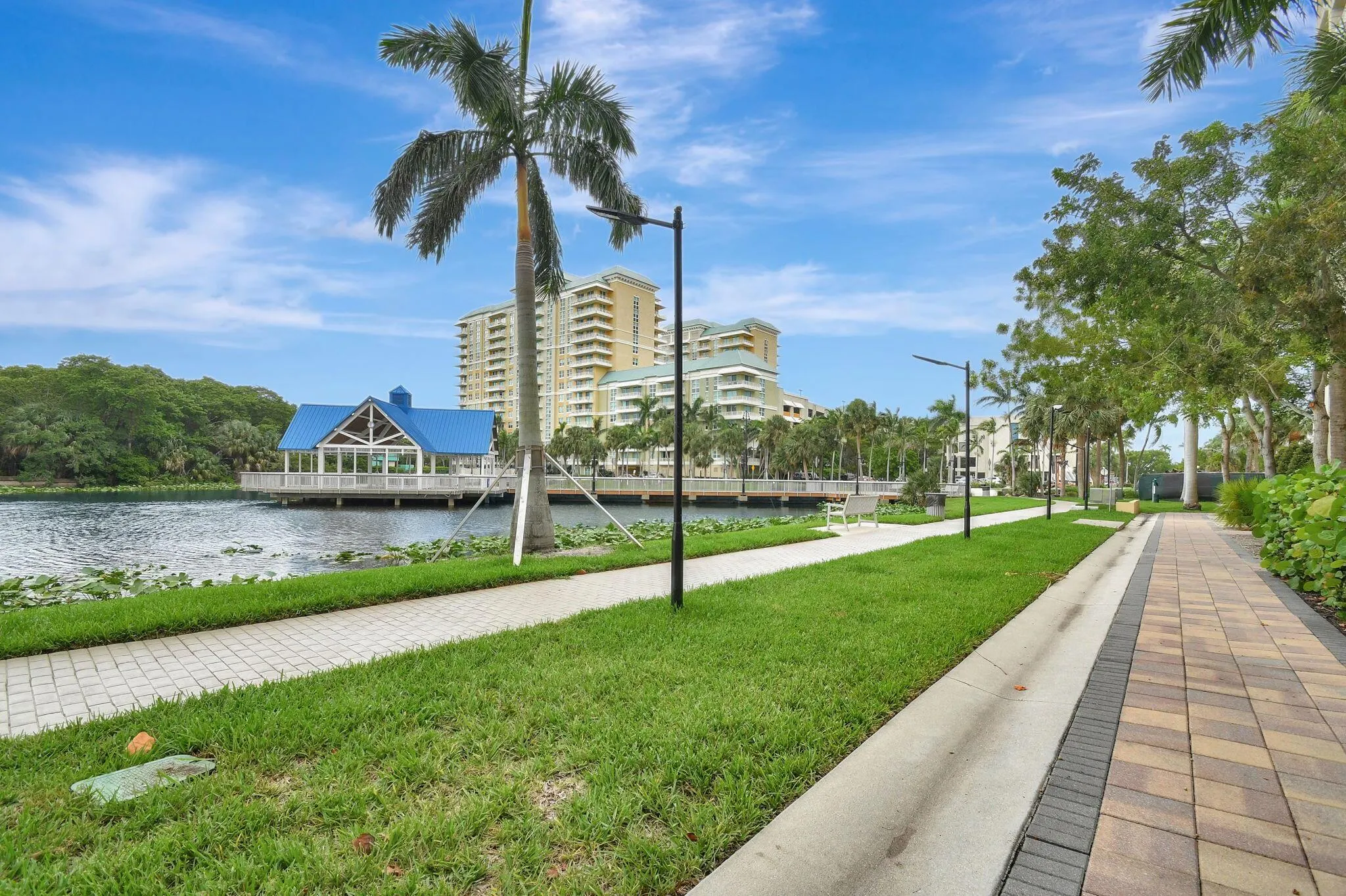 350 N Federal Highway, #103