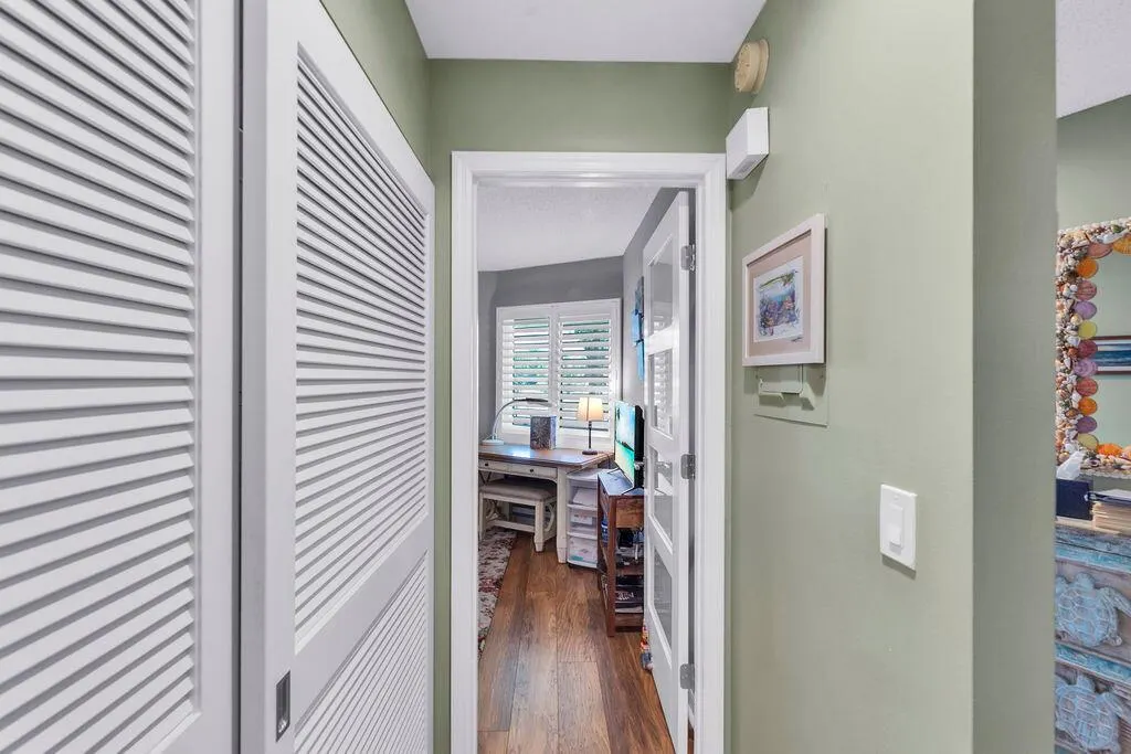 6980 SE Constitution Boulevard, #203