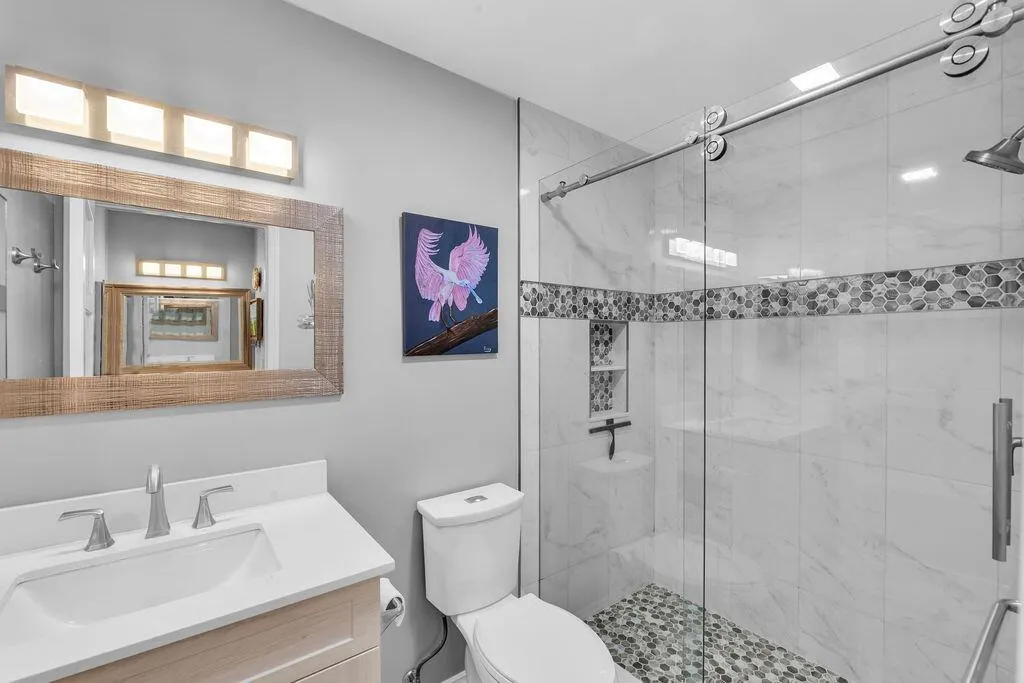 6980 SE Constitution Boulevard, #203