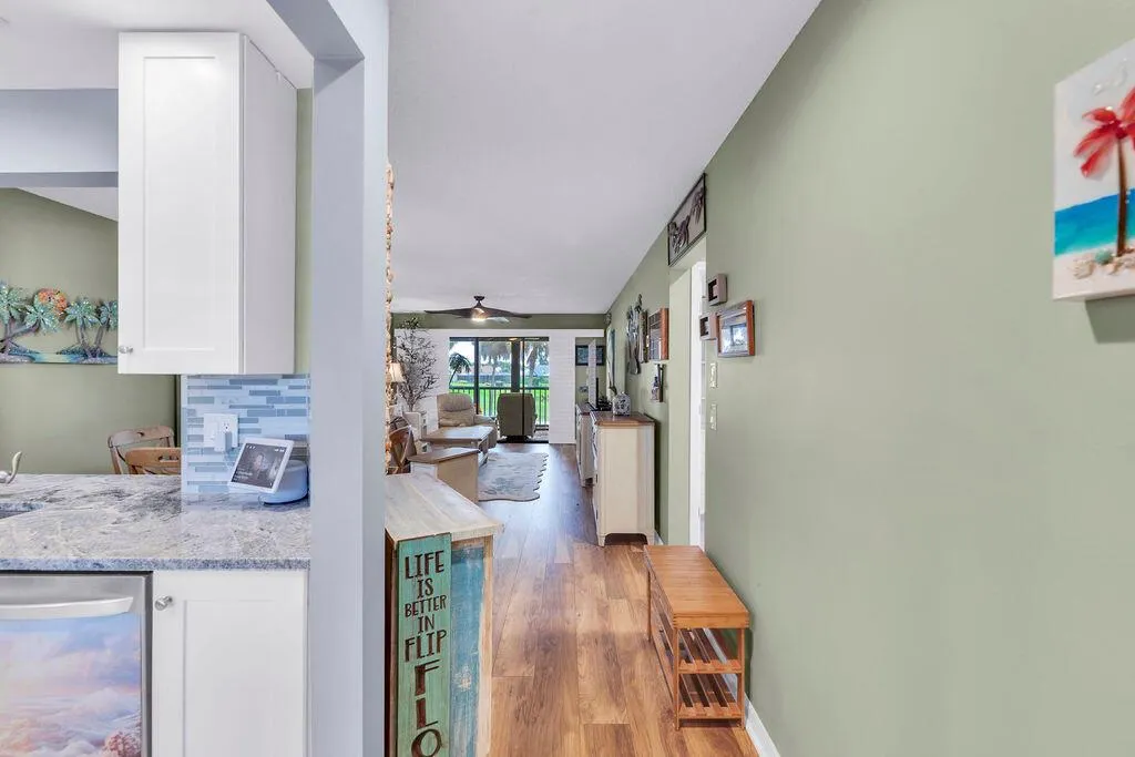 6980 SE Constitution Boulevard, #203