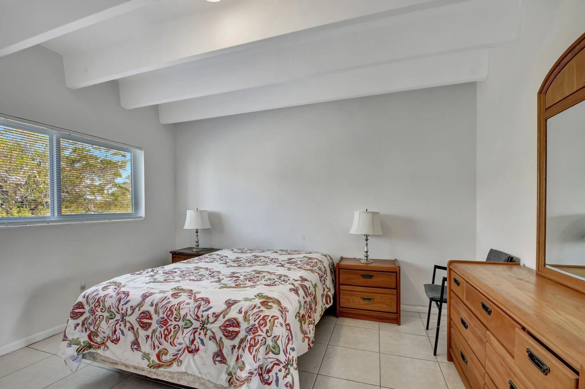 1520 Lake Avenue, #2b