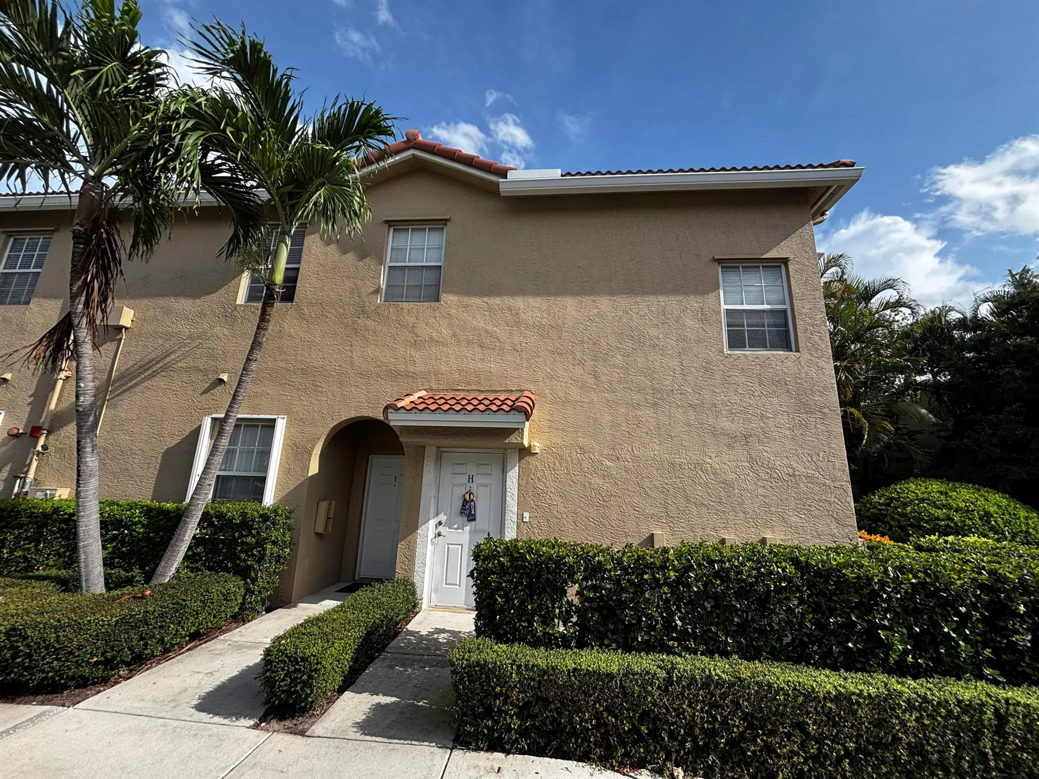 105 Lighthouse Circle, #H