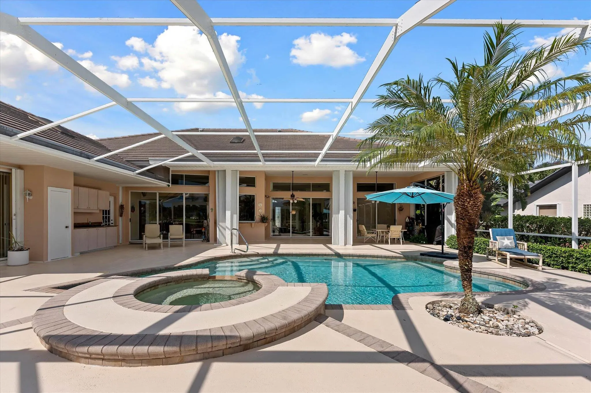 2674 SE Erickson Drive