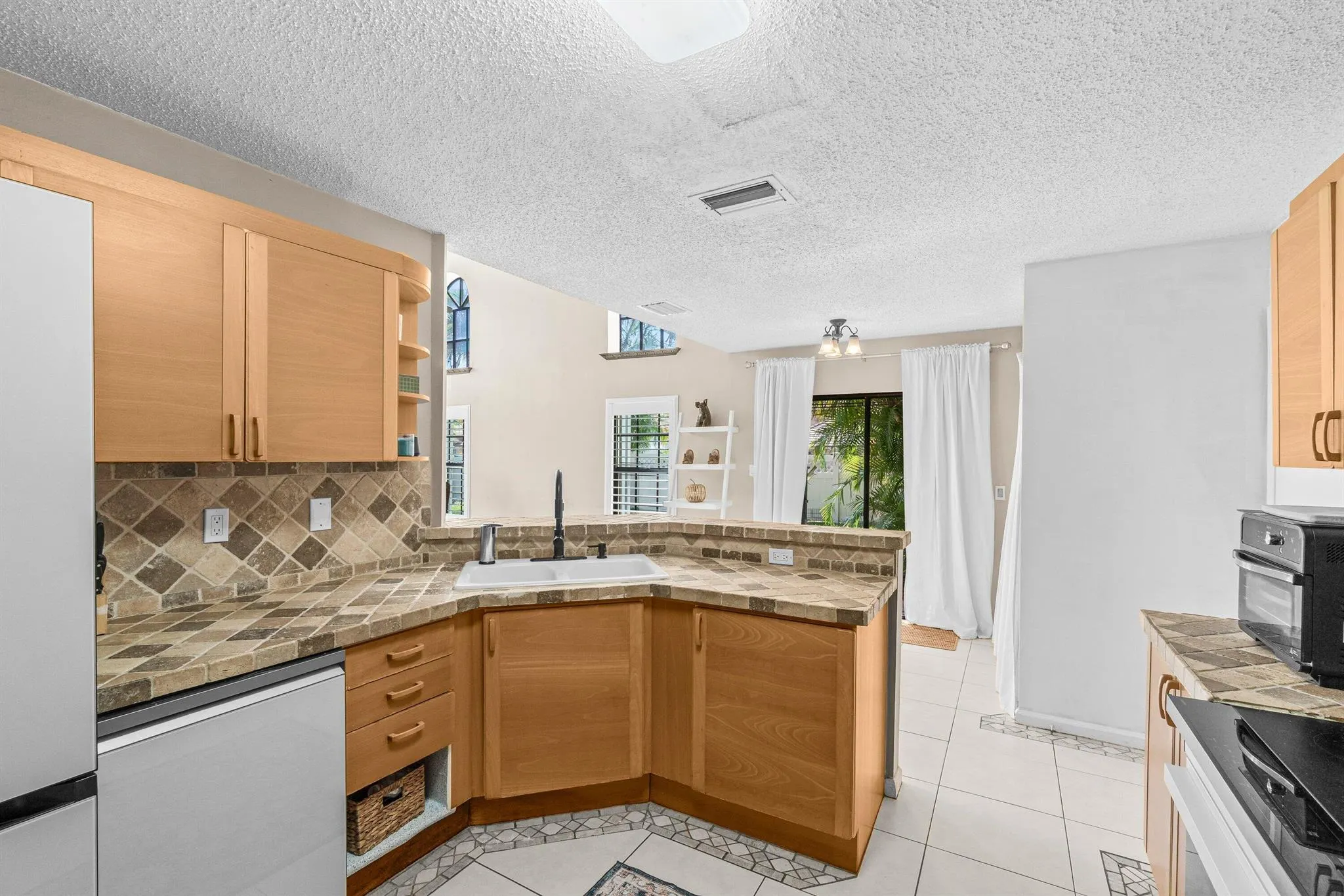 8102 Allspice Drive