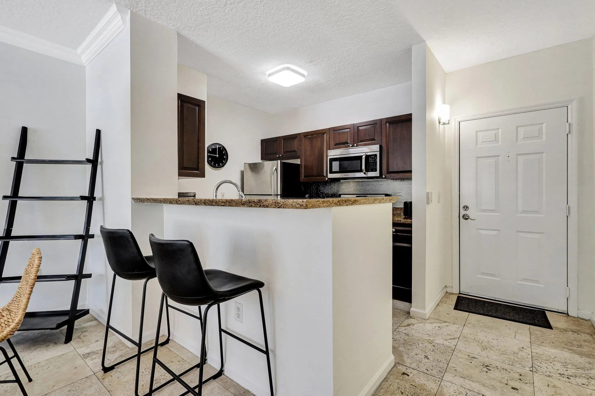 580 S Sapodilla Avenue, #105