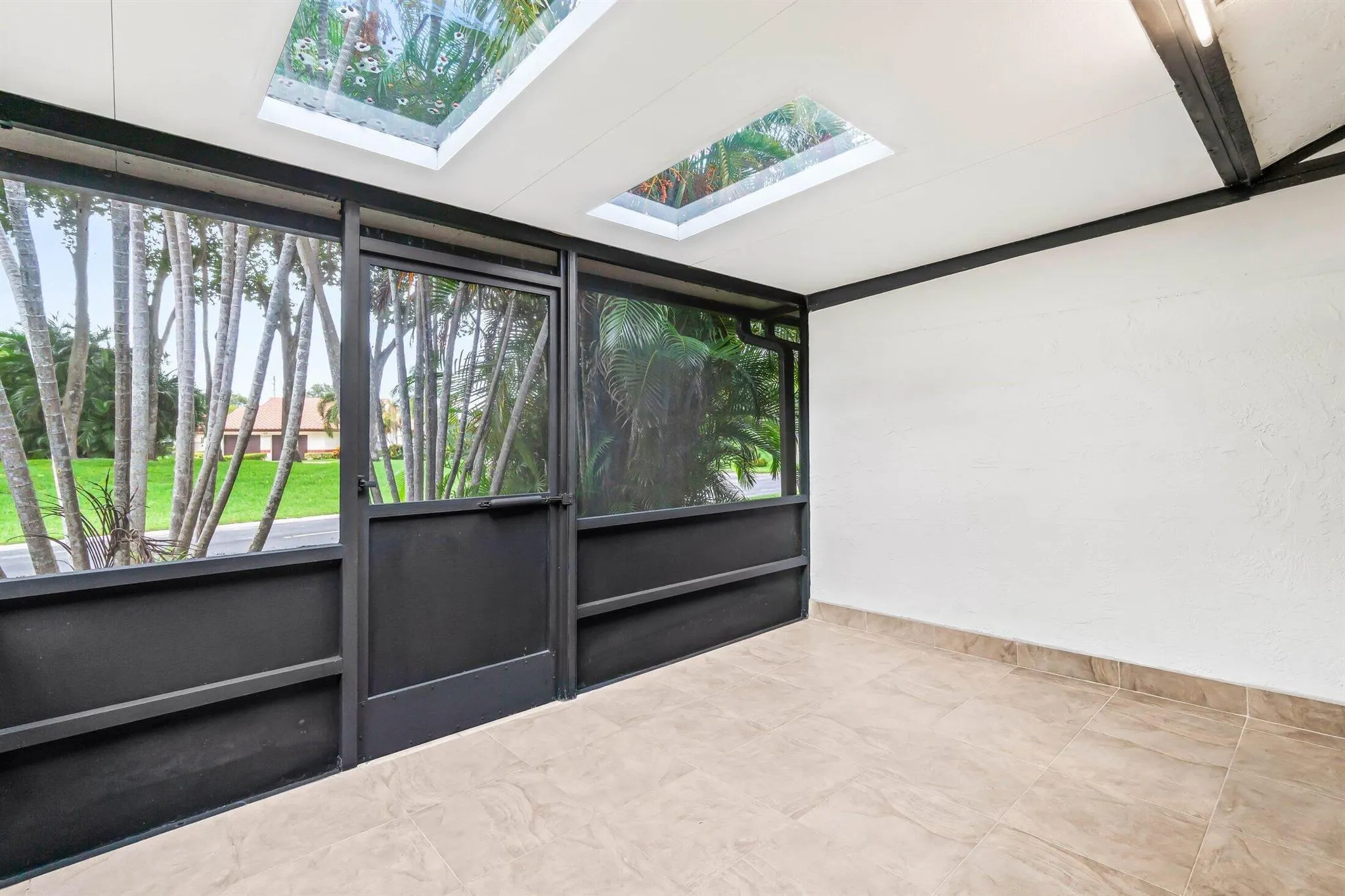10546 Beach Palm A Court, #A