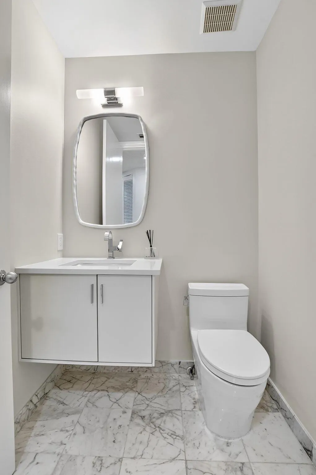 5781 NW 24th Avenue, #904