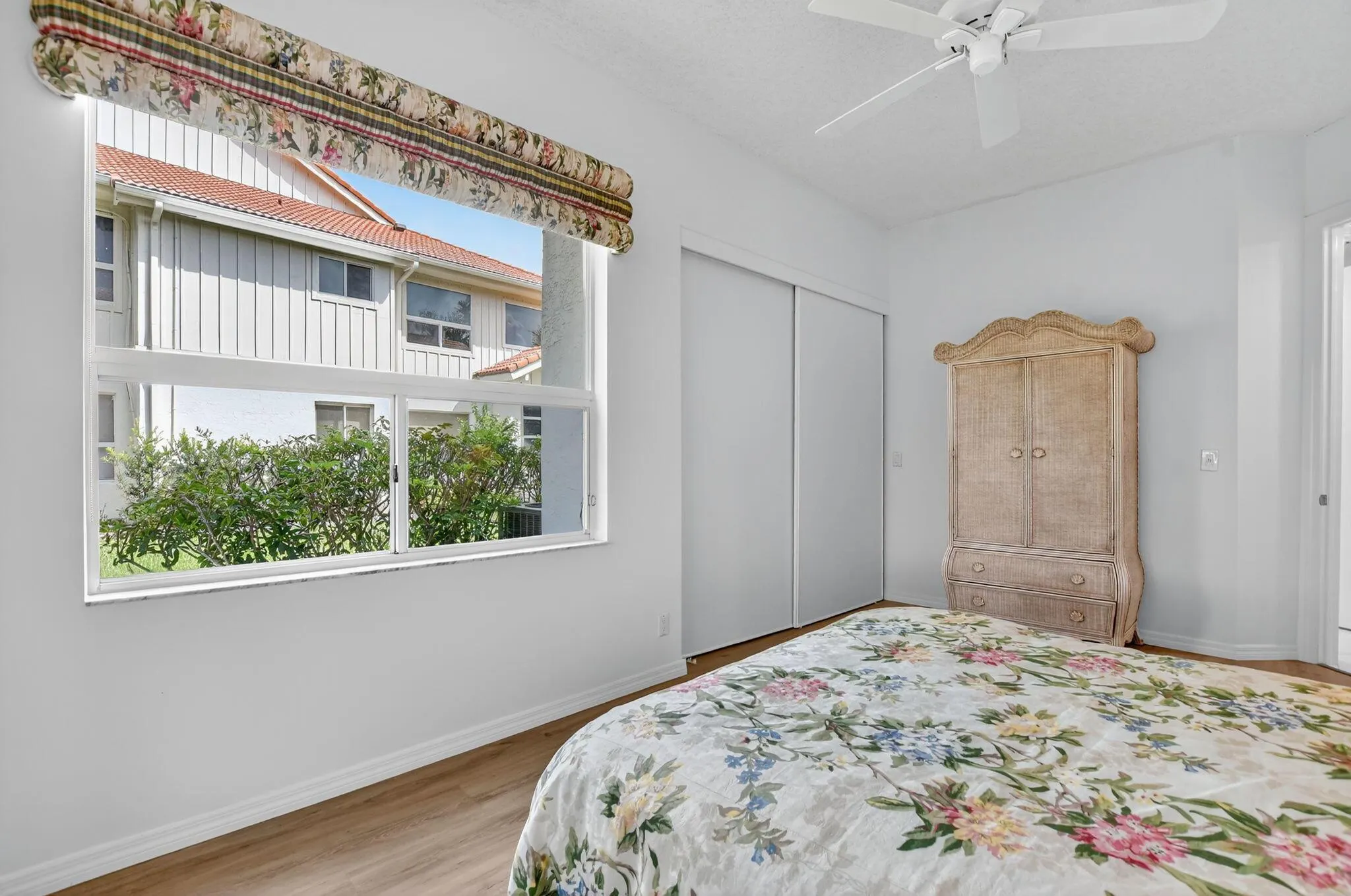5781 NW 24th Avenue, #904