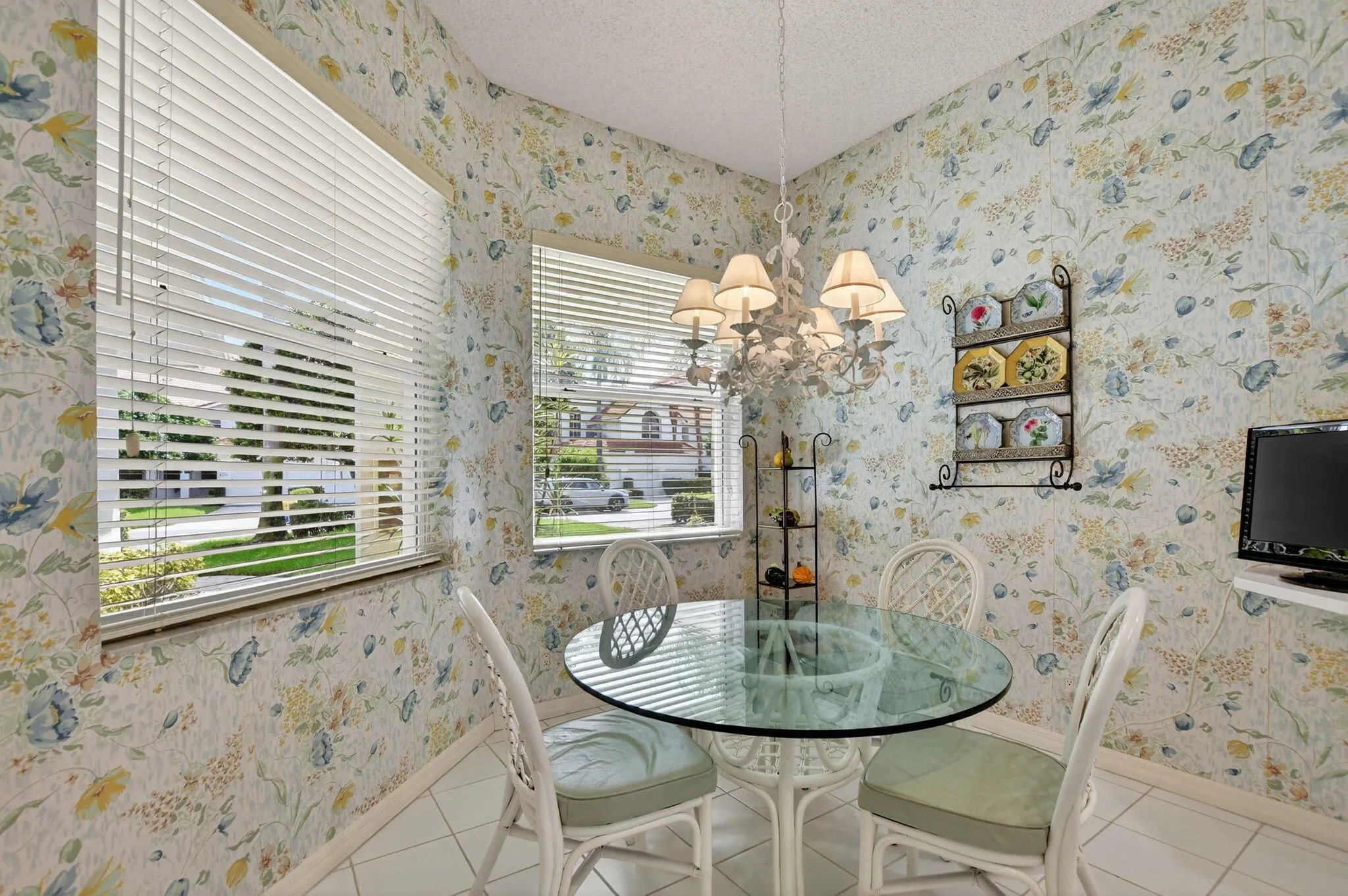 5781 NW 24th Avenue, #904