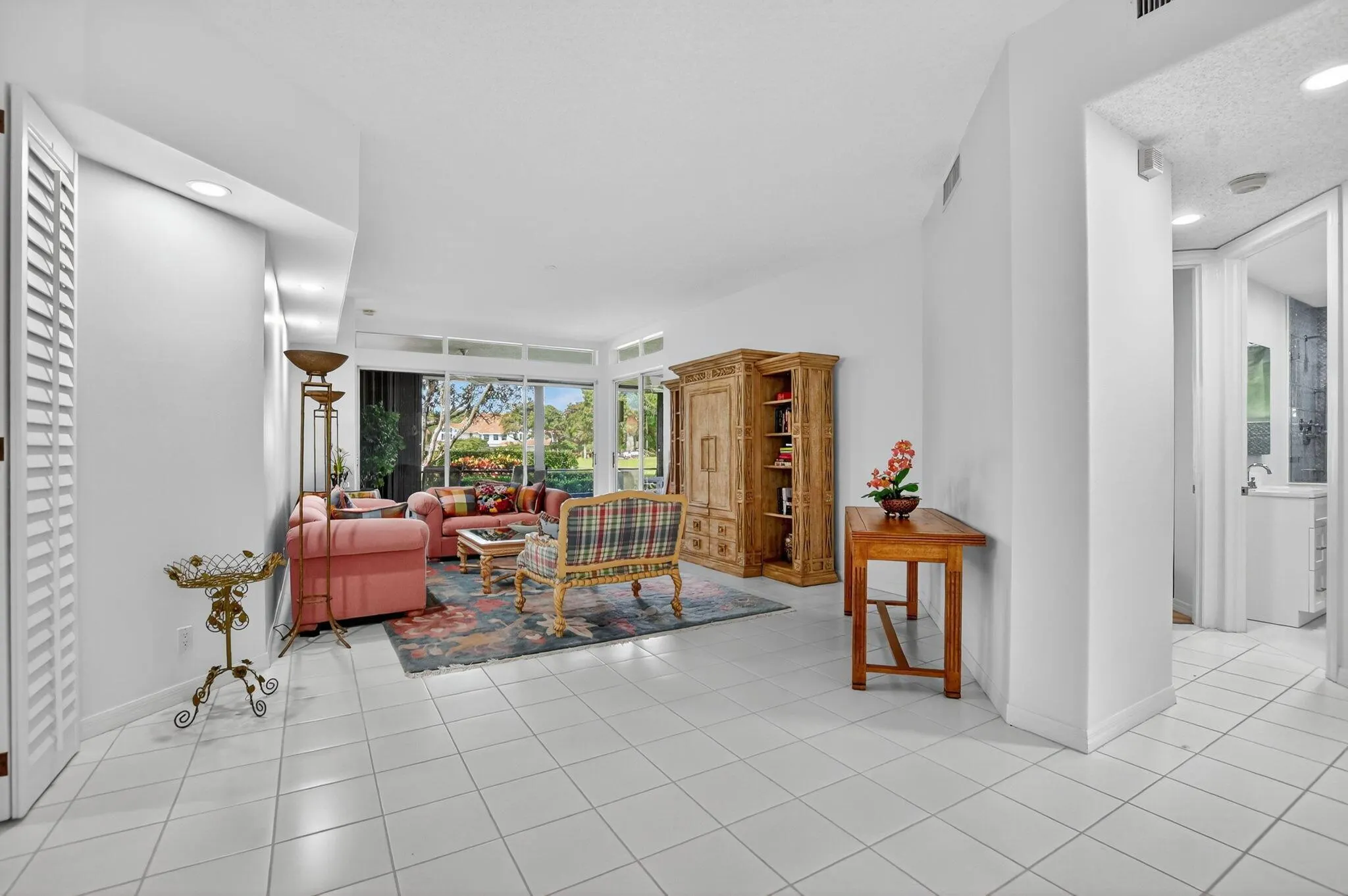 5781 NW 24th Avenue, #904