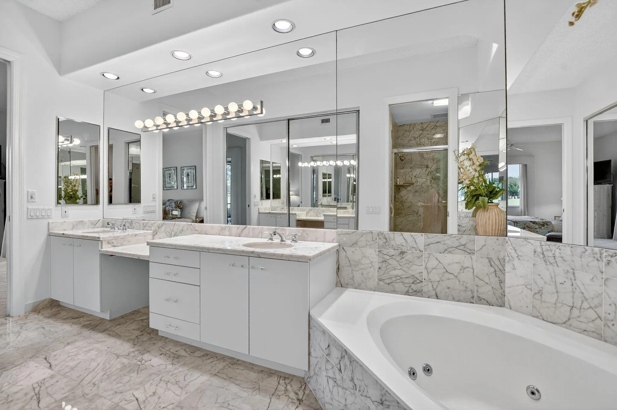 5781 NW 24th Avenue, #904