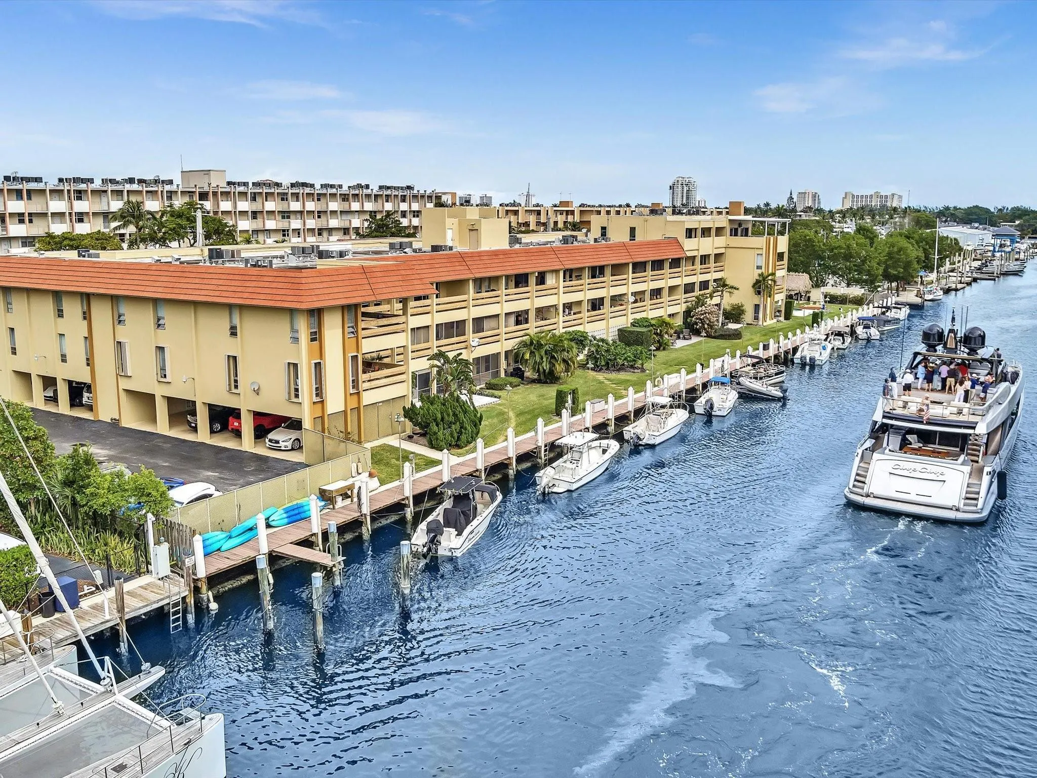 1700 SE 15th Street, #304