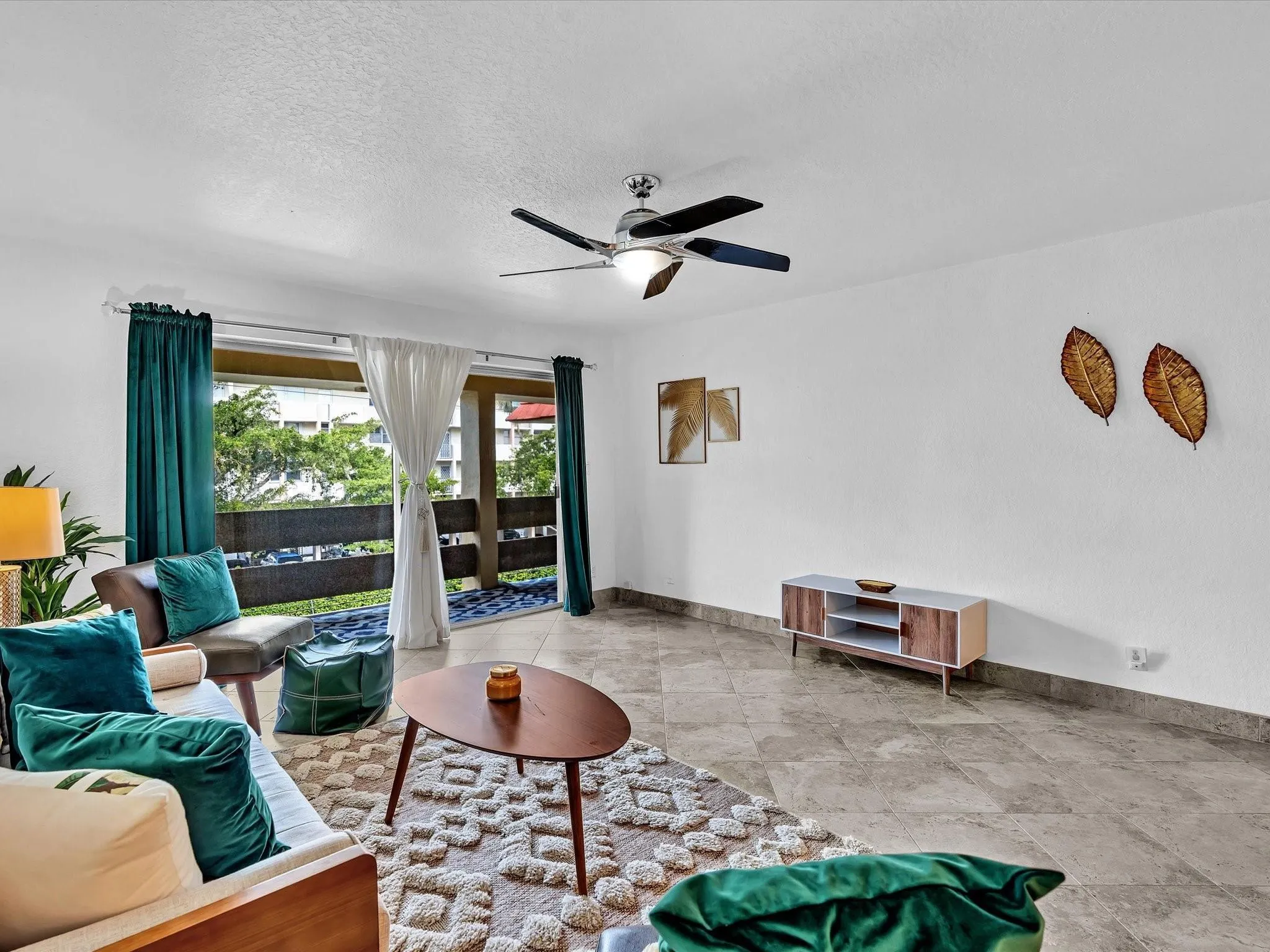 1700 SE 15th Street, #304
