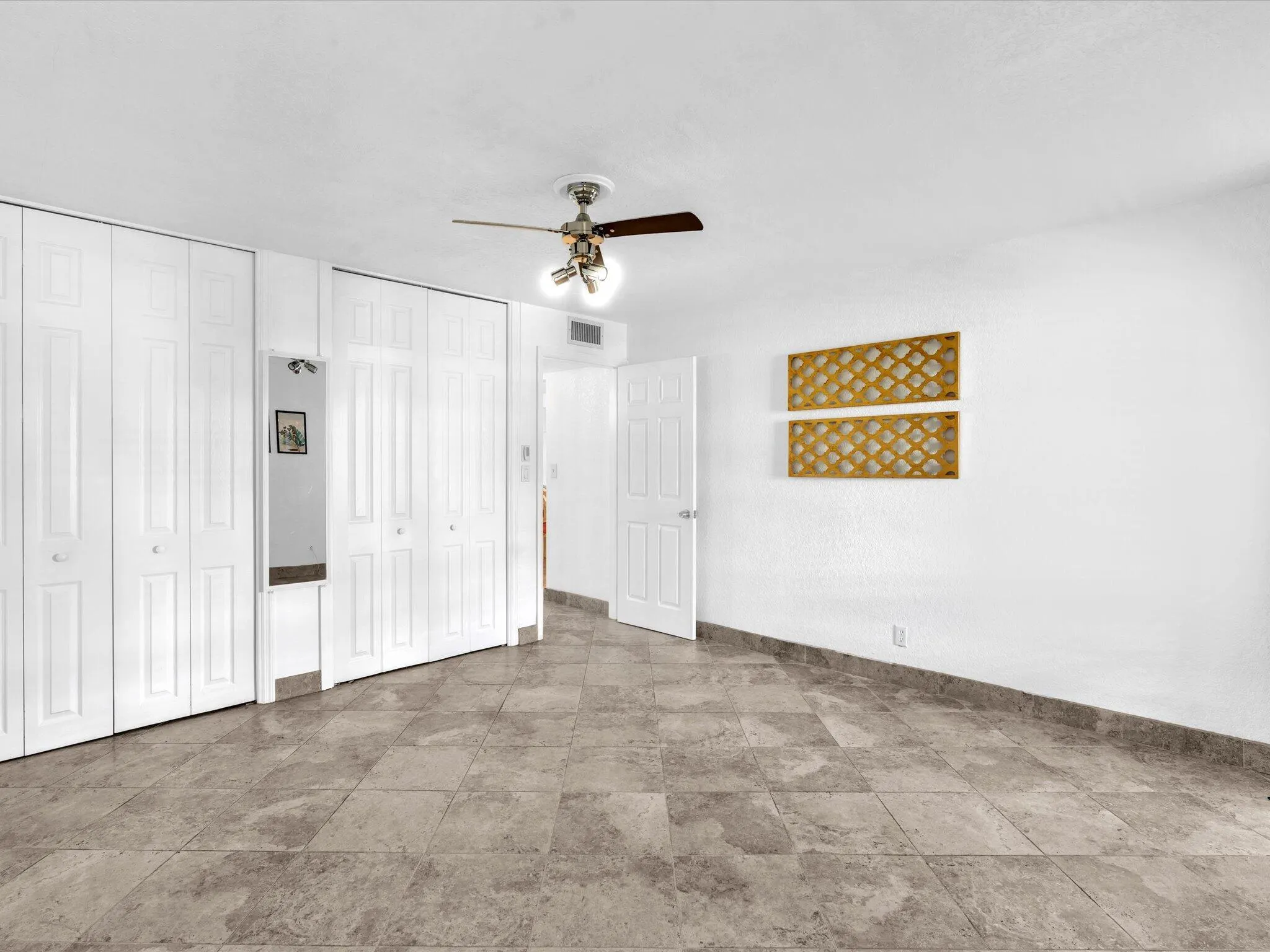 1700 SE 15th Street, #304