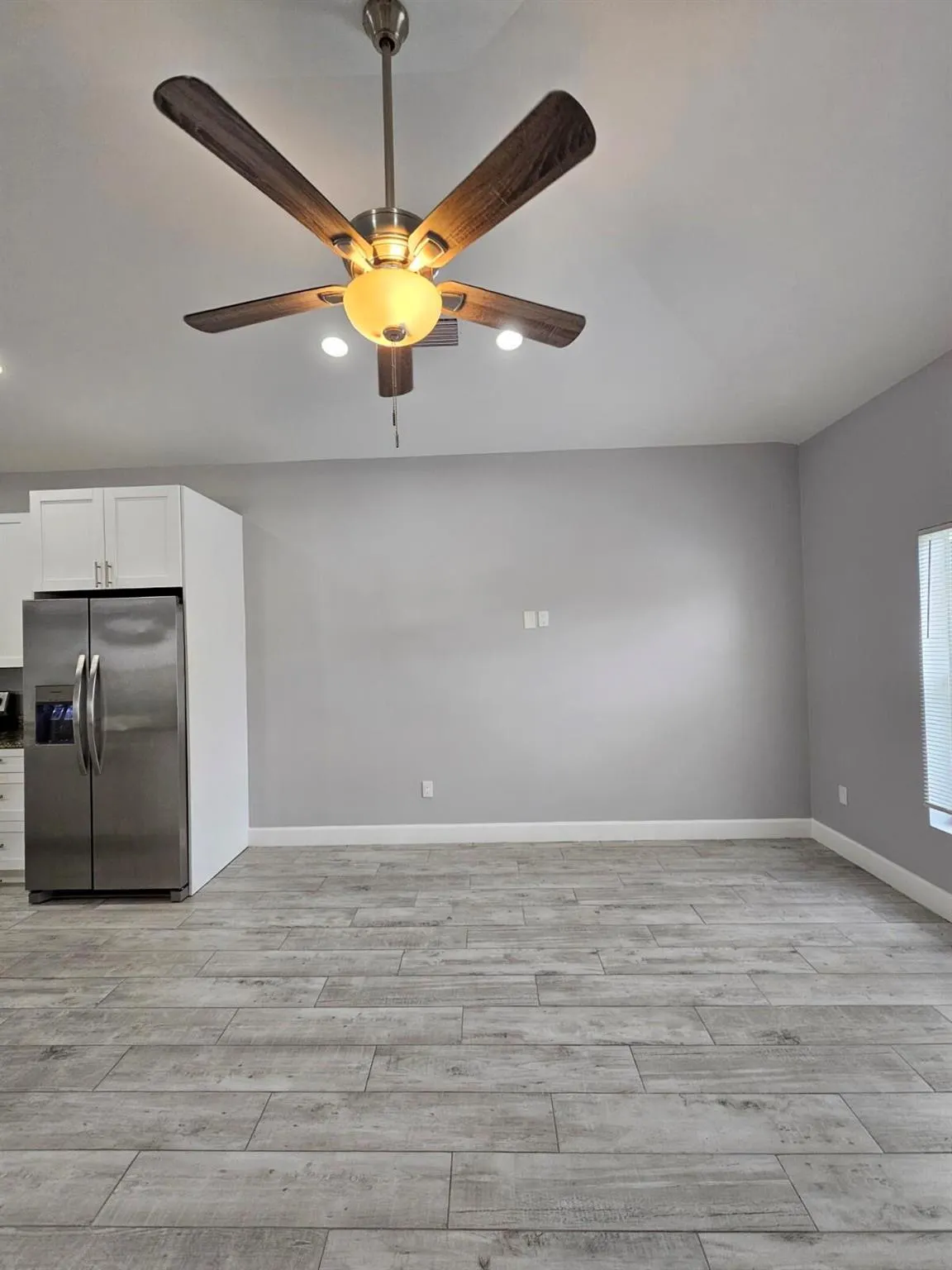 1558 W 26th Court