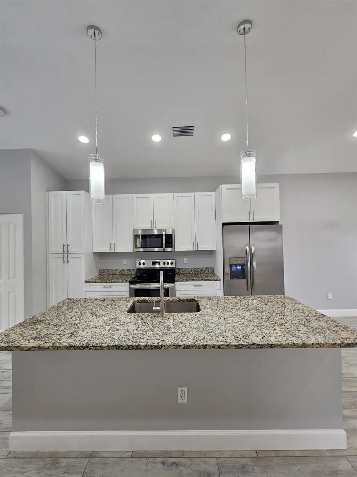 1558 W 26th Court