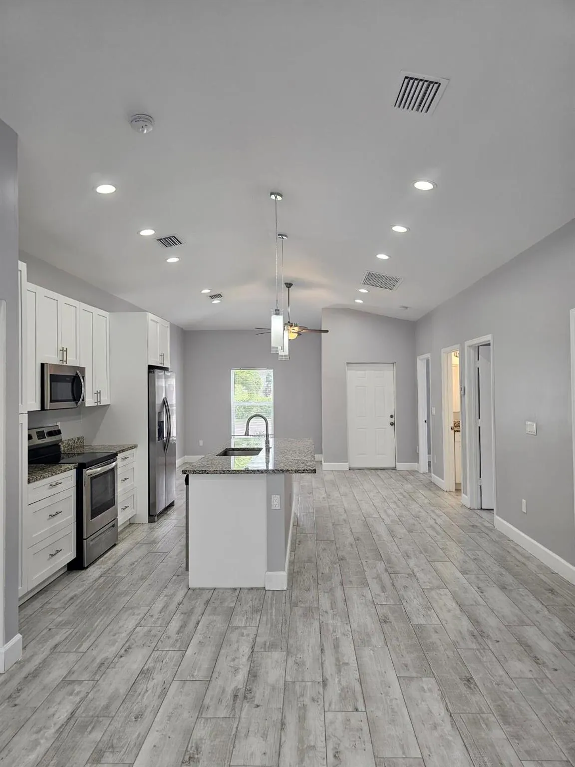 1558 W 26th Court