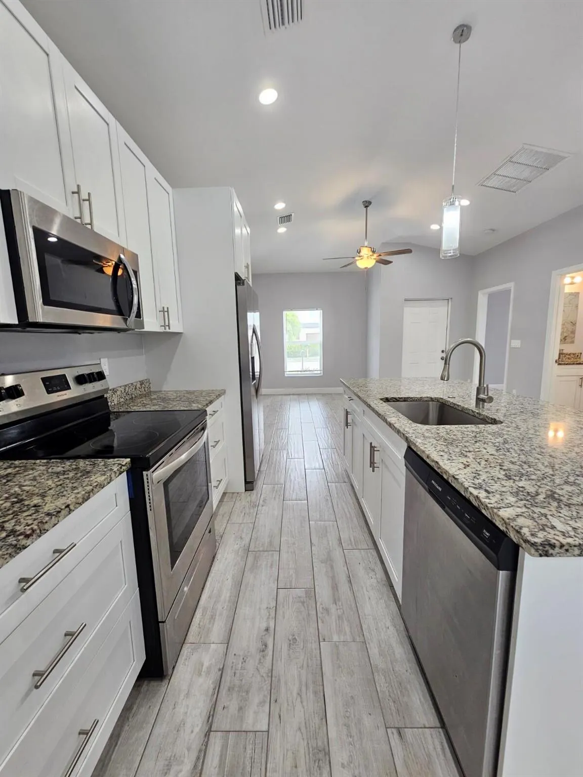 1558 W 26th Court
