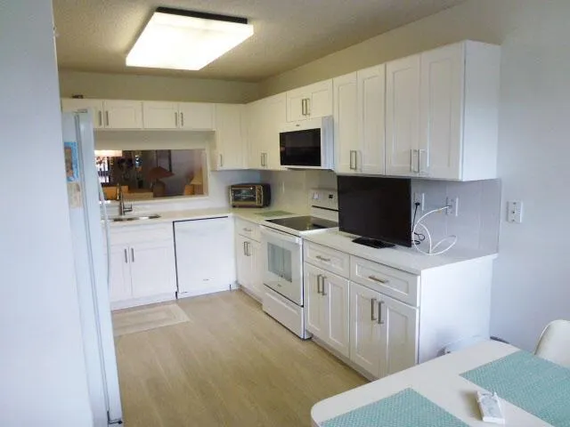 5550 Witney Drive, #308