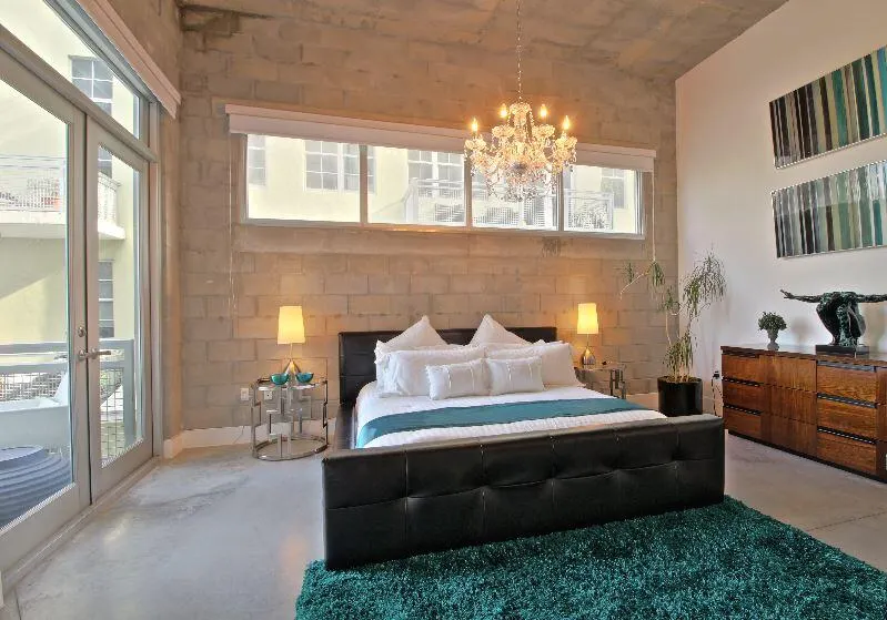 445 N Andrews Avenue, #301