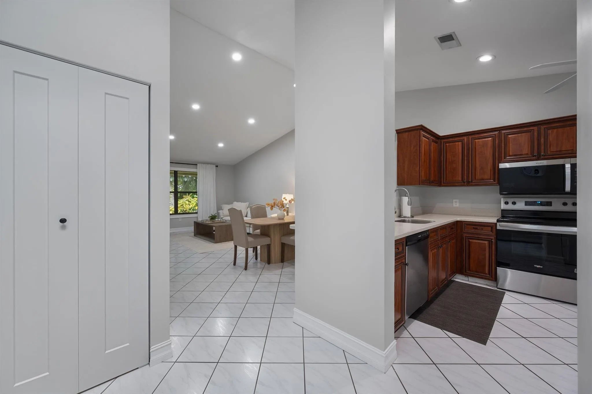 12970 Dartford Trail, #4