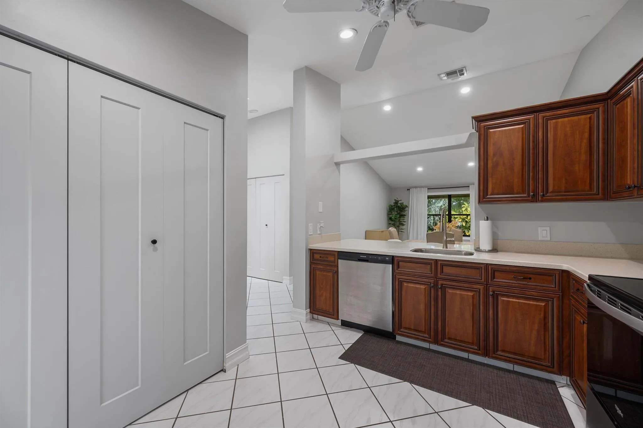 12970 Dartford Trail, #4
