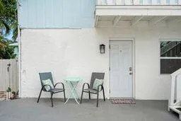 336 Hernando Street, #B